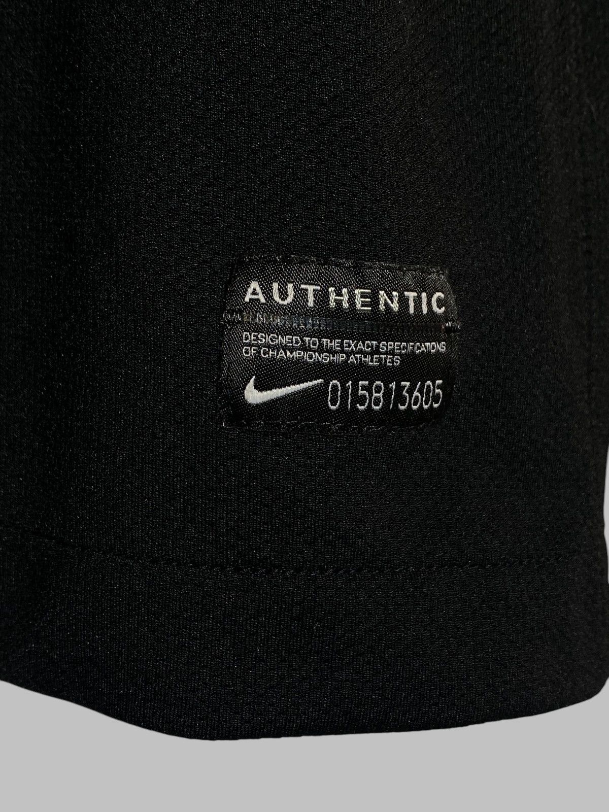 Nike Nike Manchester United 2011/12 Goalkeeper Football Shirt Size US S / EU 44-46 / 1 - 7 Thumbnail