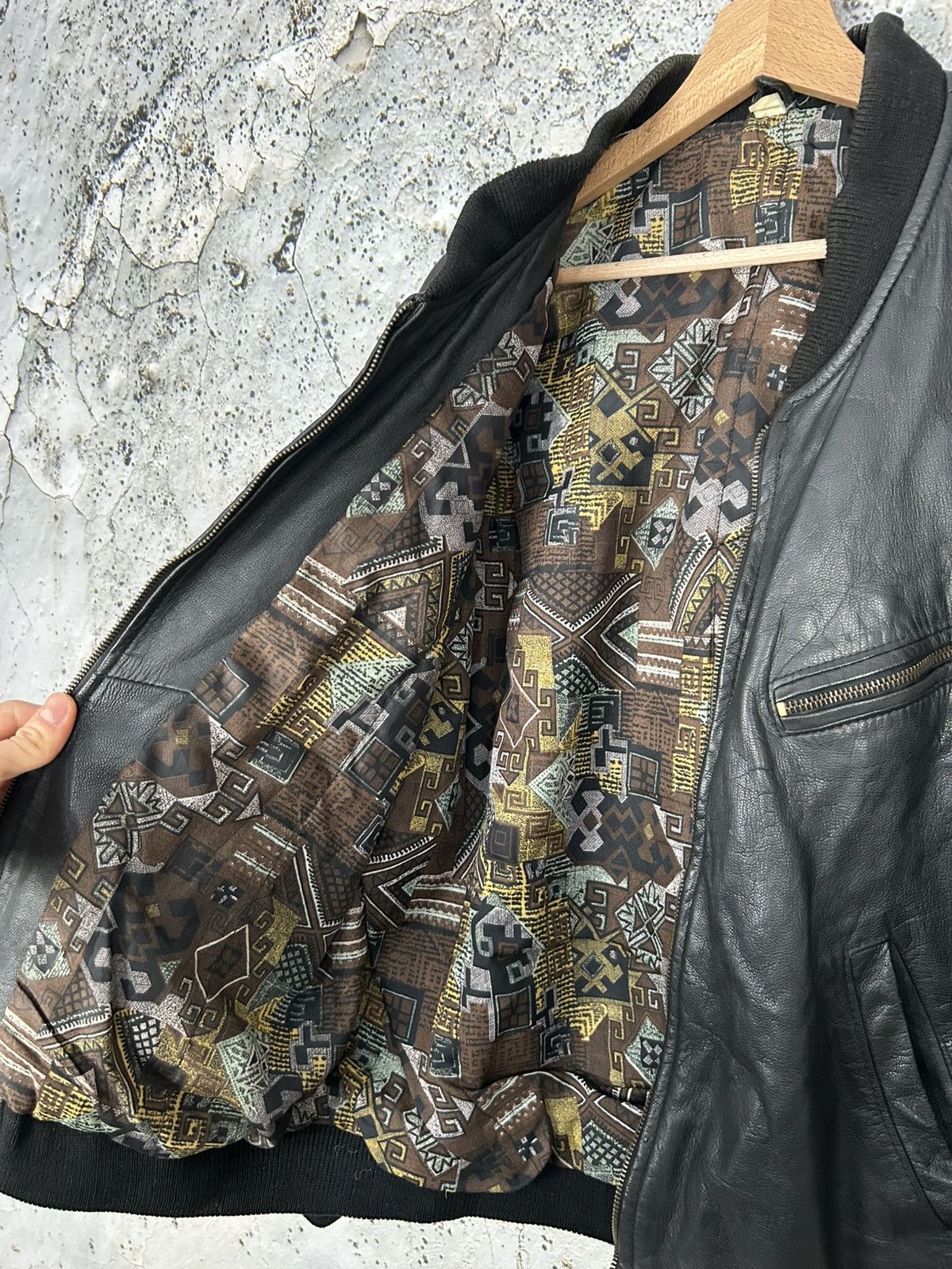 Genuine Leather Vintage Genuine Leather Bomber Jacket Black Avant Garde 90s Size US M / EU 48-50 / 2 - 4 Thumbnail