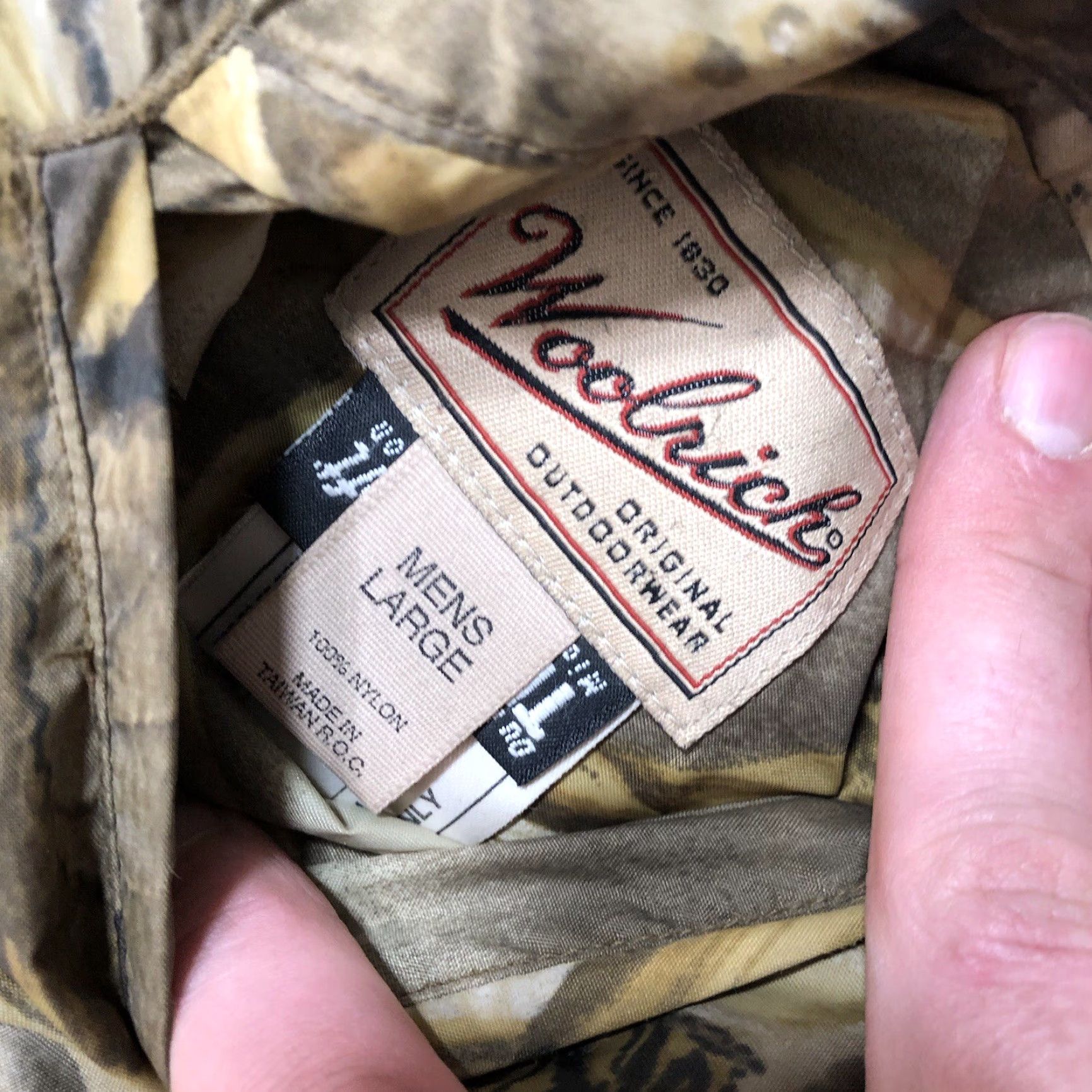 Vintage VINTAGE Woolrich Jacket Mens Large Camouflage Nylon Hooded Bomber Coat with Stand-Up Collar, 90s Grunge Outdoor Hunting Size US L / EU 52-54 / 3 - 5 Thumbnail