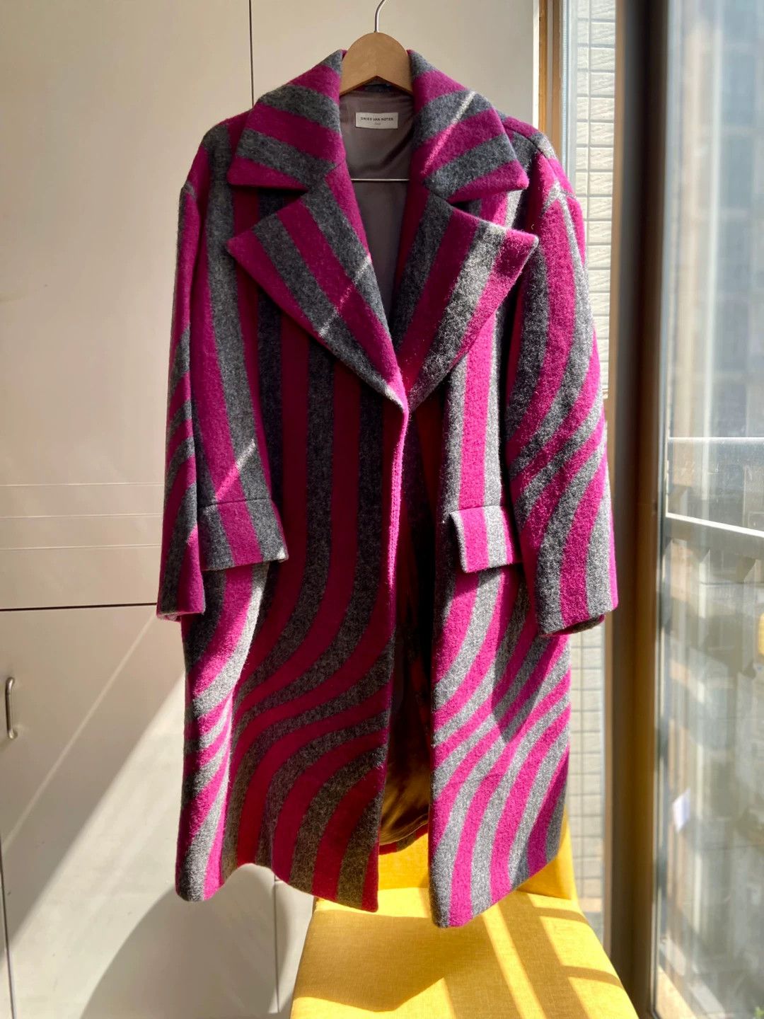 Dries Van Noten Dries Van Noten Wool Coat Small 95New Classic Print Size S / US 4 / IT 40 - 3 Thumbnail
