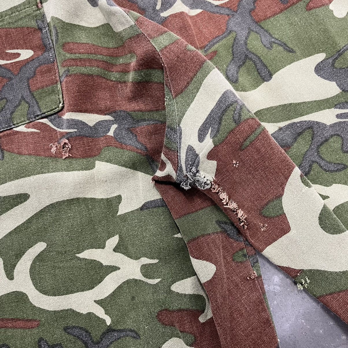 Vintage Vintage Camo Distressed Baggy Skate Work Wear Pants Size US 34 / EU 50 - 14 Thumbnail