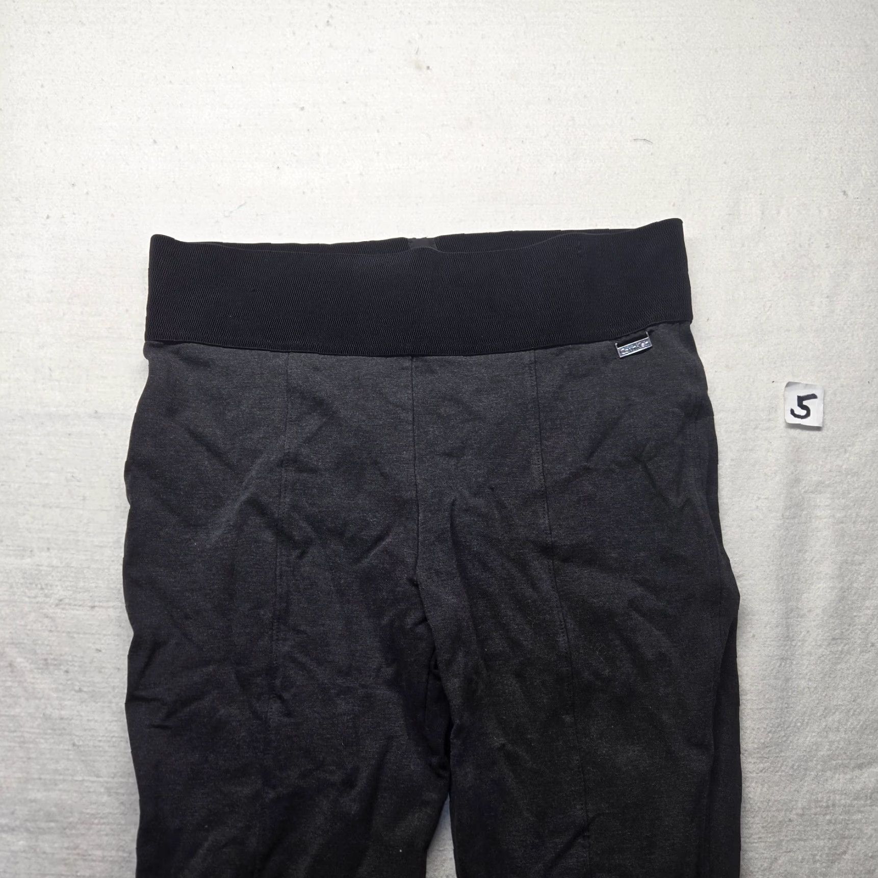 Calvin Klein VINTAGE Calvin Klein Performance Jogger Pants Womens XL Gray Athletic Tapered XL Gray, Performance, Calvin Klein, Pants, Women - 90s? Size 40" / US 18 - 2 Thumbnail