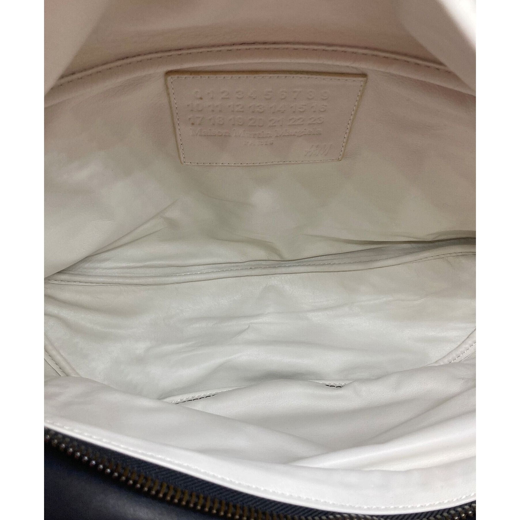 H&M × Maison Margiela H&M × Maison Margiela Body Bag Waist Bag Black Size ONE SIZE - 5 Thumbnail