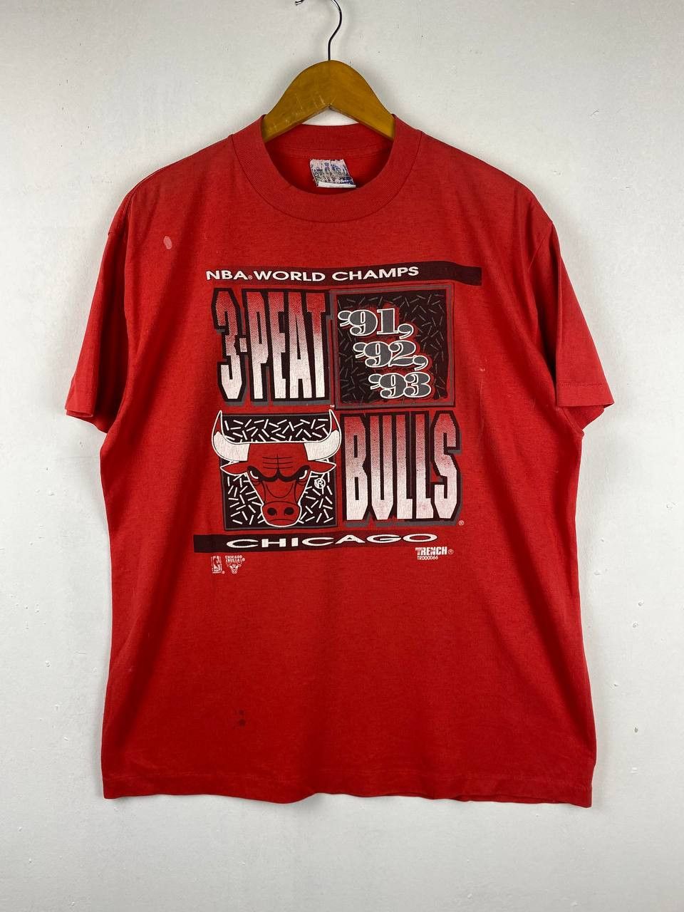 vintage nba chicago bulls tee nice design