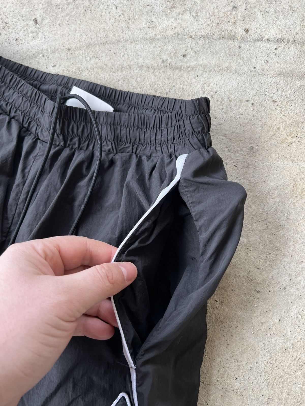 H&M H&M Lover's F.C. Sweatpants Size US 30 / EU 46 - 3 Thumbnail