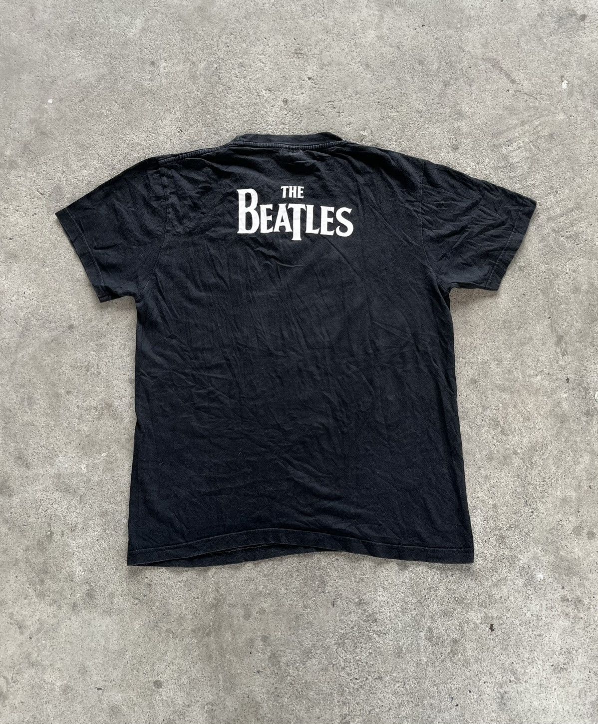 Vintage THE BEATLES Thai-bootleg Size US M / EU 48-50 / 2 - 8 Thumbnail
