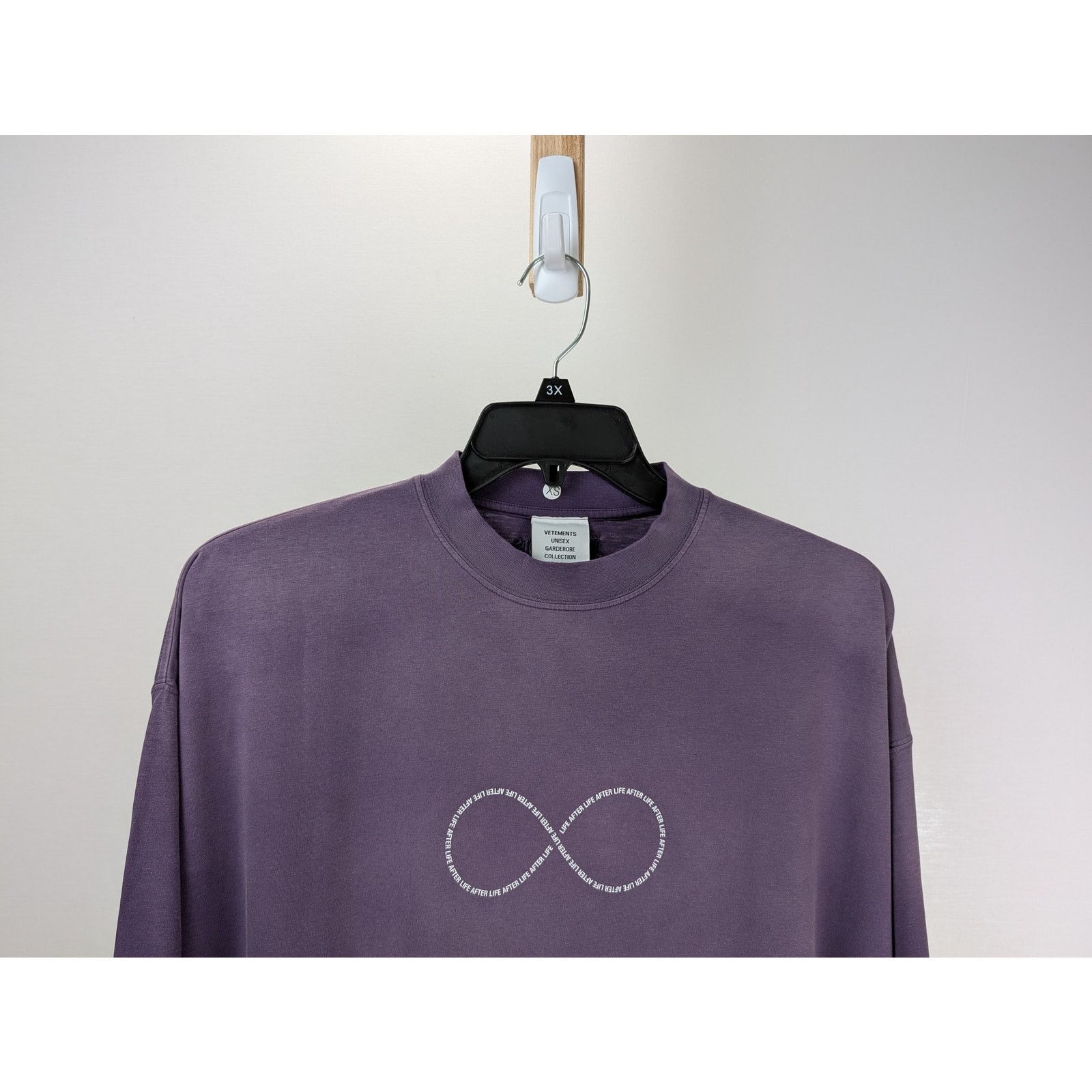 Vetements o1rshd1 Infinite Logo T-Shirt in Purple Size US XS / EU 42 / 0 - 2 Thumbnail