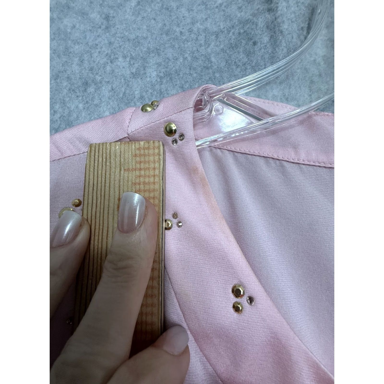 St. John VINTAGE St. John Evening Blouse Womens L Pink Rhinestone Sleeveless Tie Neck Top Size L / US 10 / IT 46 - 6 Thumbnail