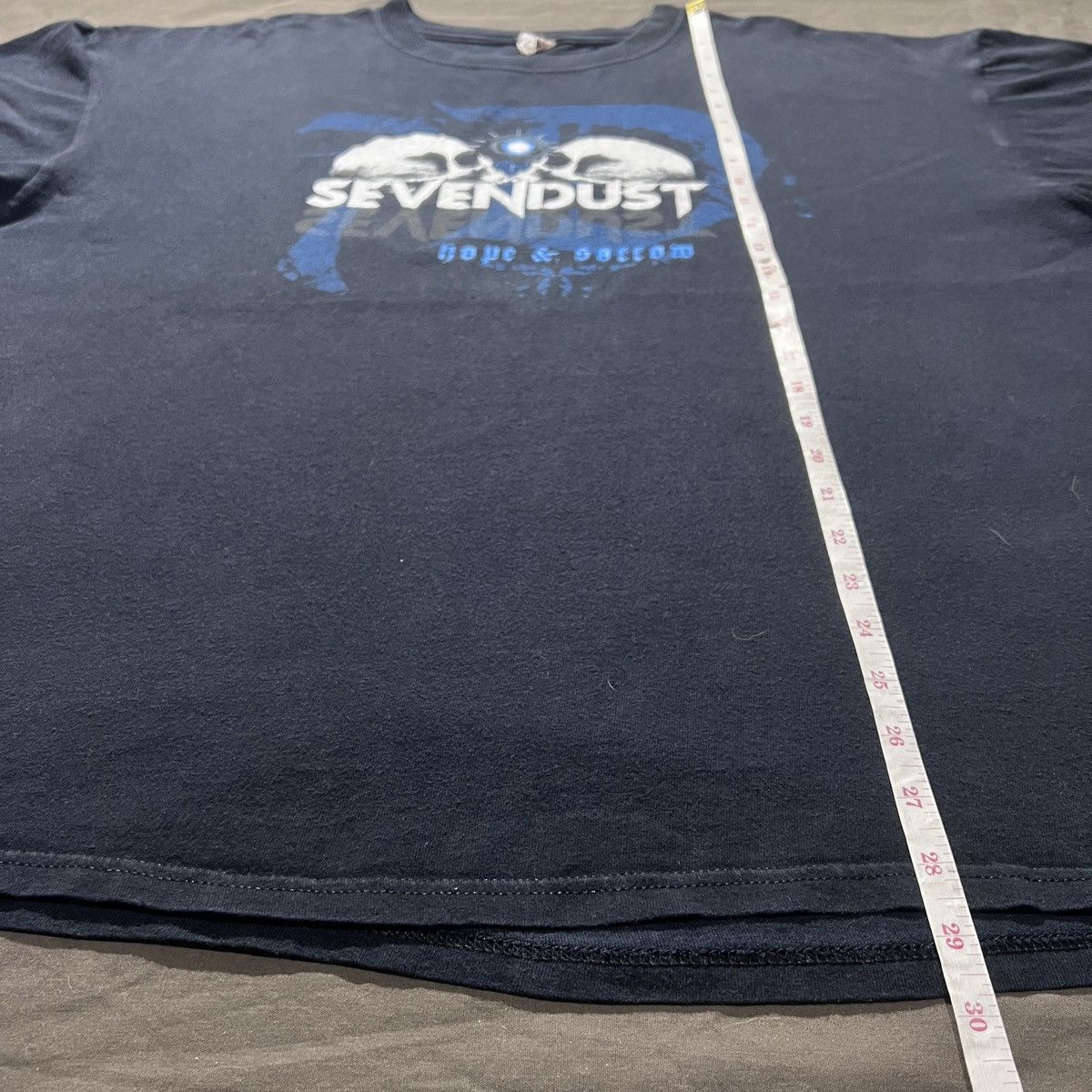 Band Tees Vintage Y2K Sevendust Nu metal Promo Tour Tee 2XL oversized Size US XXL / EU 58 / 5 - 11 Thumbnail