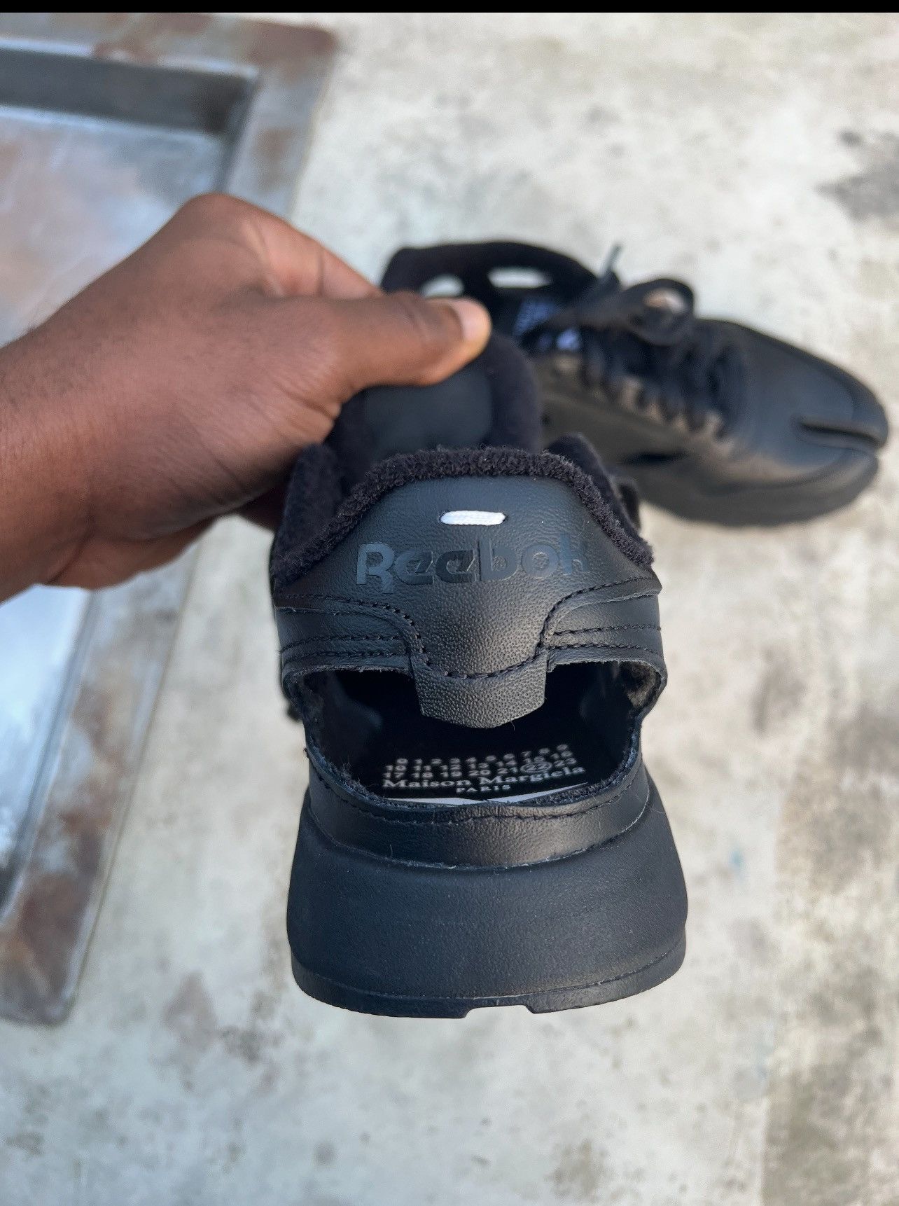 Maison Margiela × Reebok Maison Margiela X Reebok Tabi Cut-Out Sneakers Size US 6.5 / IT 36.5 - 2 Thumbnail