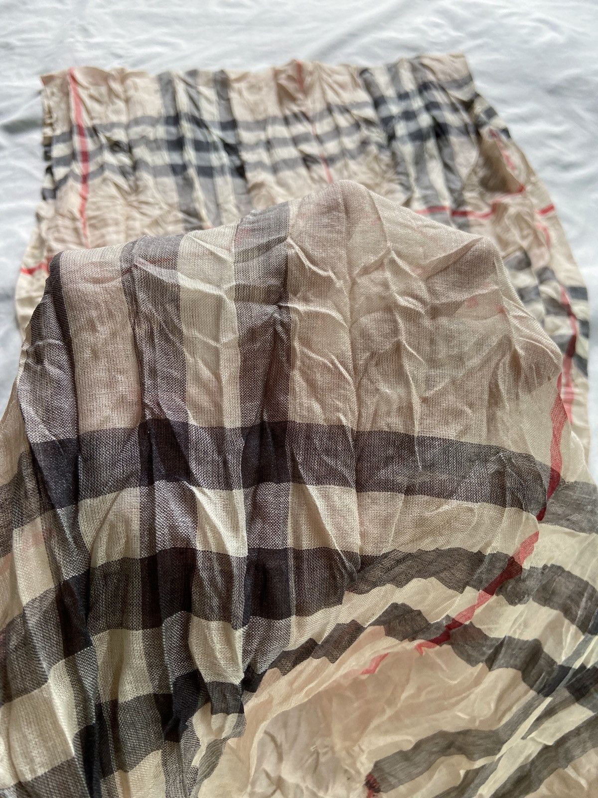 Burberry BURBERRY NOVA CHECK WOOL SCARF Size ONE SIZE - 8 Thumbnail
