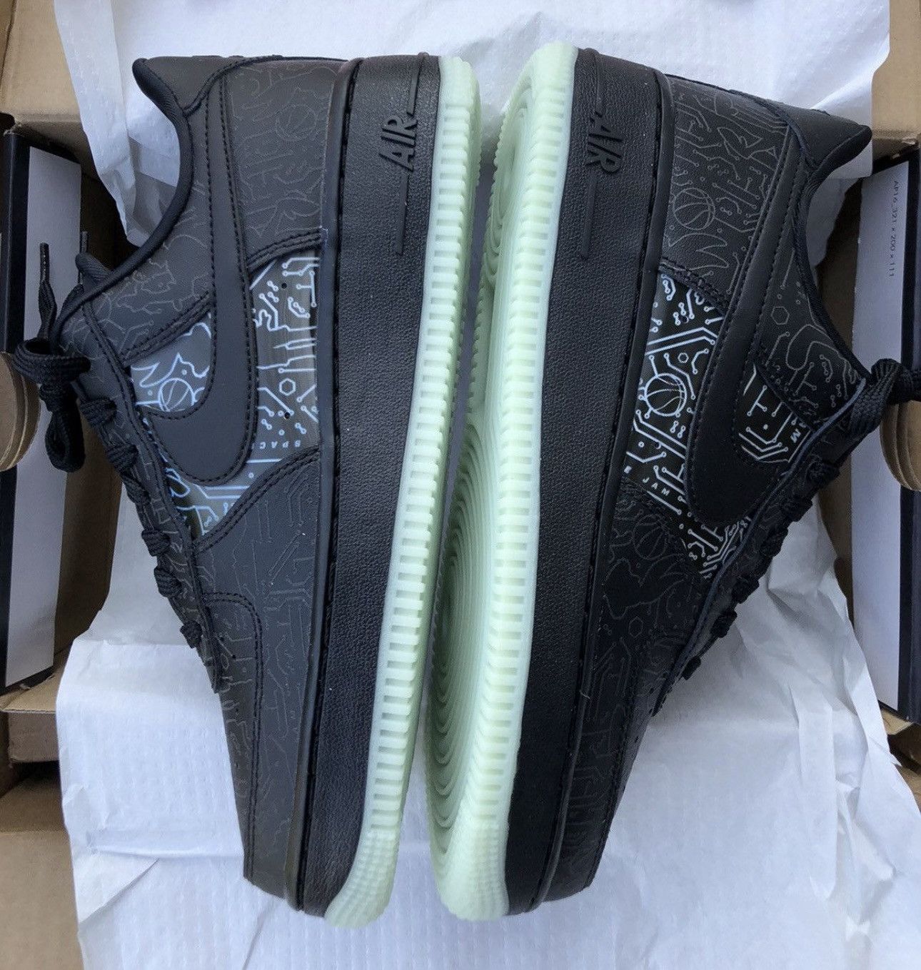 Nike Nike Air Force One Lebron James Space Jam A New Legacy Size US 6 / EU 39 - 5 Thumbnail