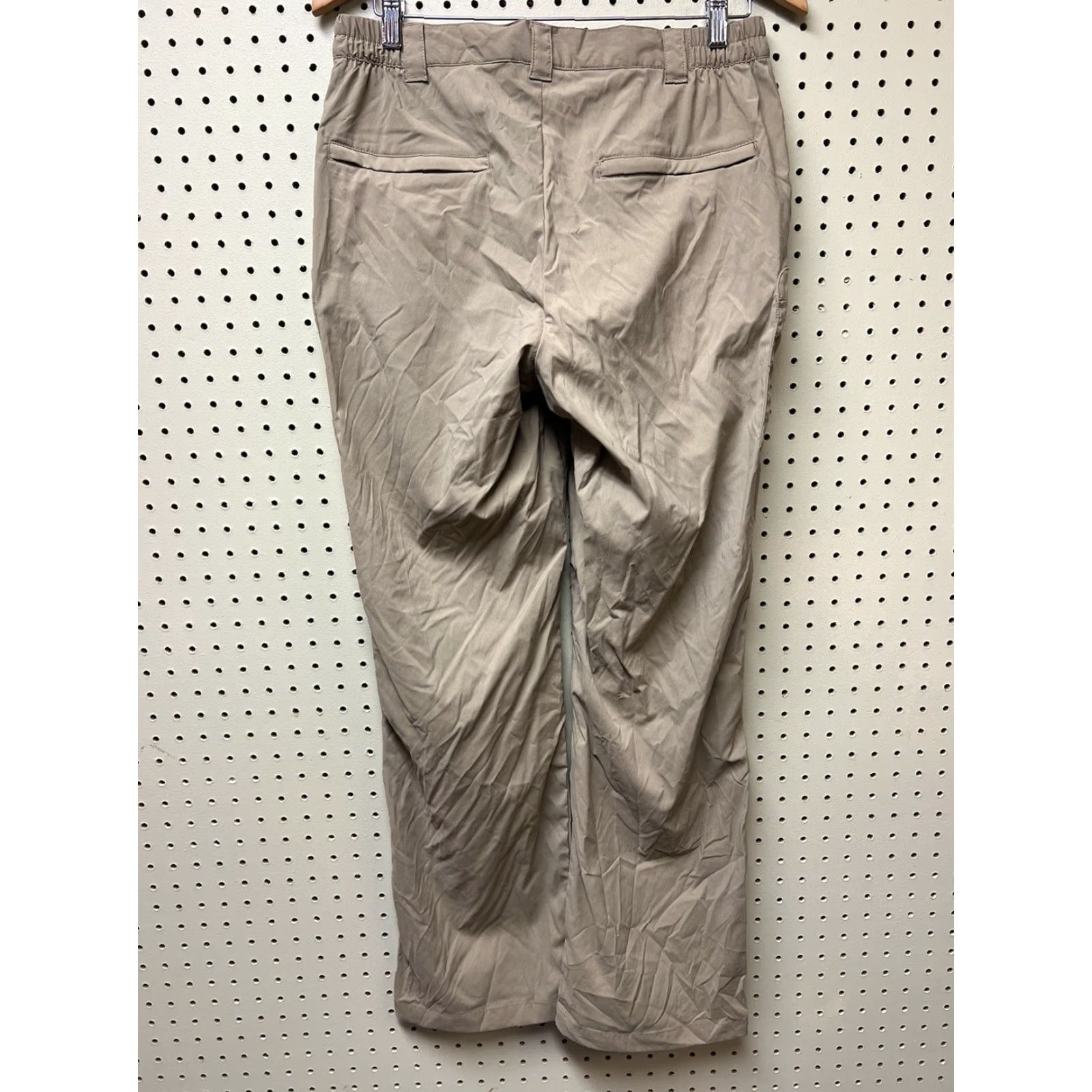 Vintage L. L. Bean Hiking Pants Mens Small REG Tan Nylon Cargo Pockets Flat Front Belted Tapered Inseam 32 Short Reg Mens Size US 29 - 2 Thumbnail