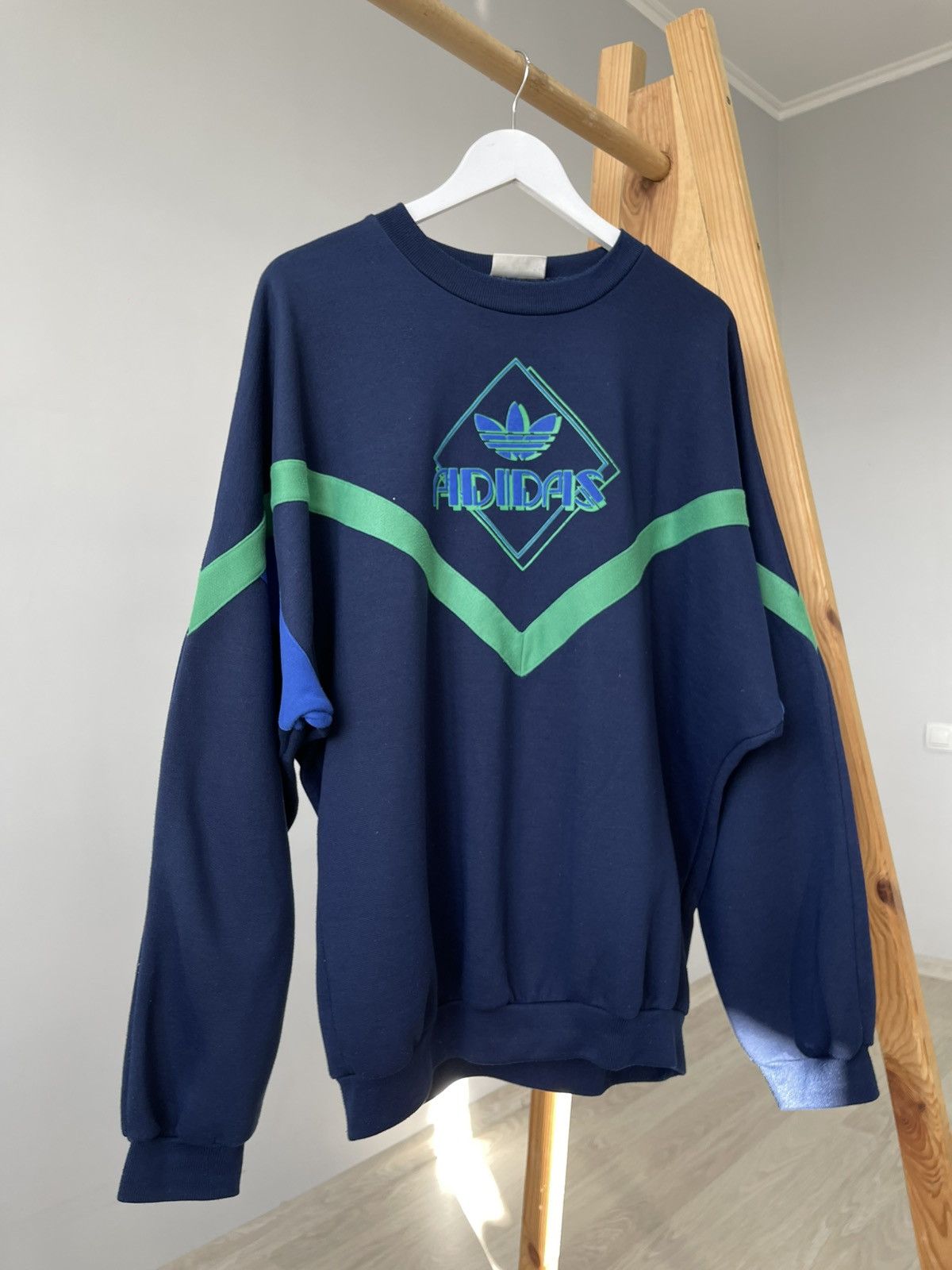 Adidas Vintage Rare Adidas Oversized Crewneck Big Logo Sweatshirt Size US XL / EU 56 / 4 - 3 Thumbnail