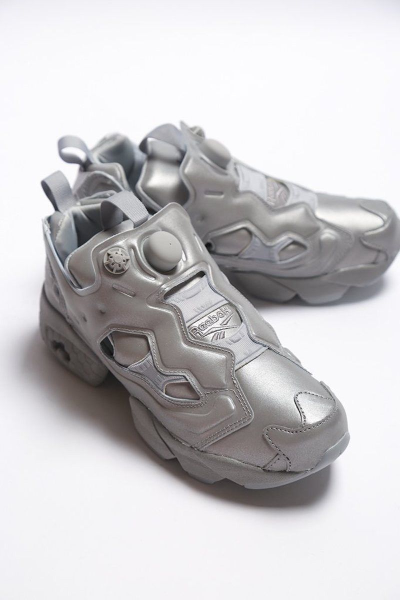 Reebok × Vetements Vetements x Reebok Reflective Instapump Fury (Unisex) Size US 9 / EU 42 - 2 Thumbnail