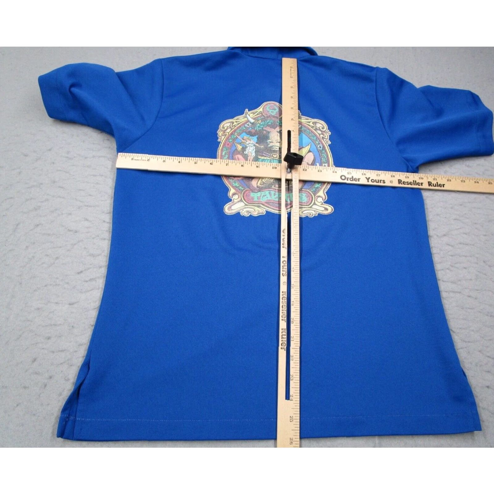 Vintage VINTAGE Hilton Polo Shirt Men Medium Blue 1/2 Zip Tailored Classic 60s 70s 80s Festivals Hippie Sports Golf Men’s Tailored Blue Polo Shirt Size US M / EU 48-50 / 2 - 6 Thumbnail