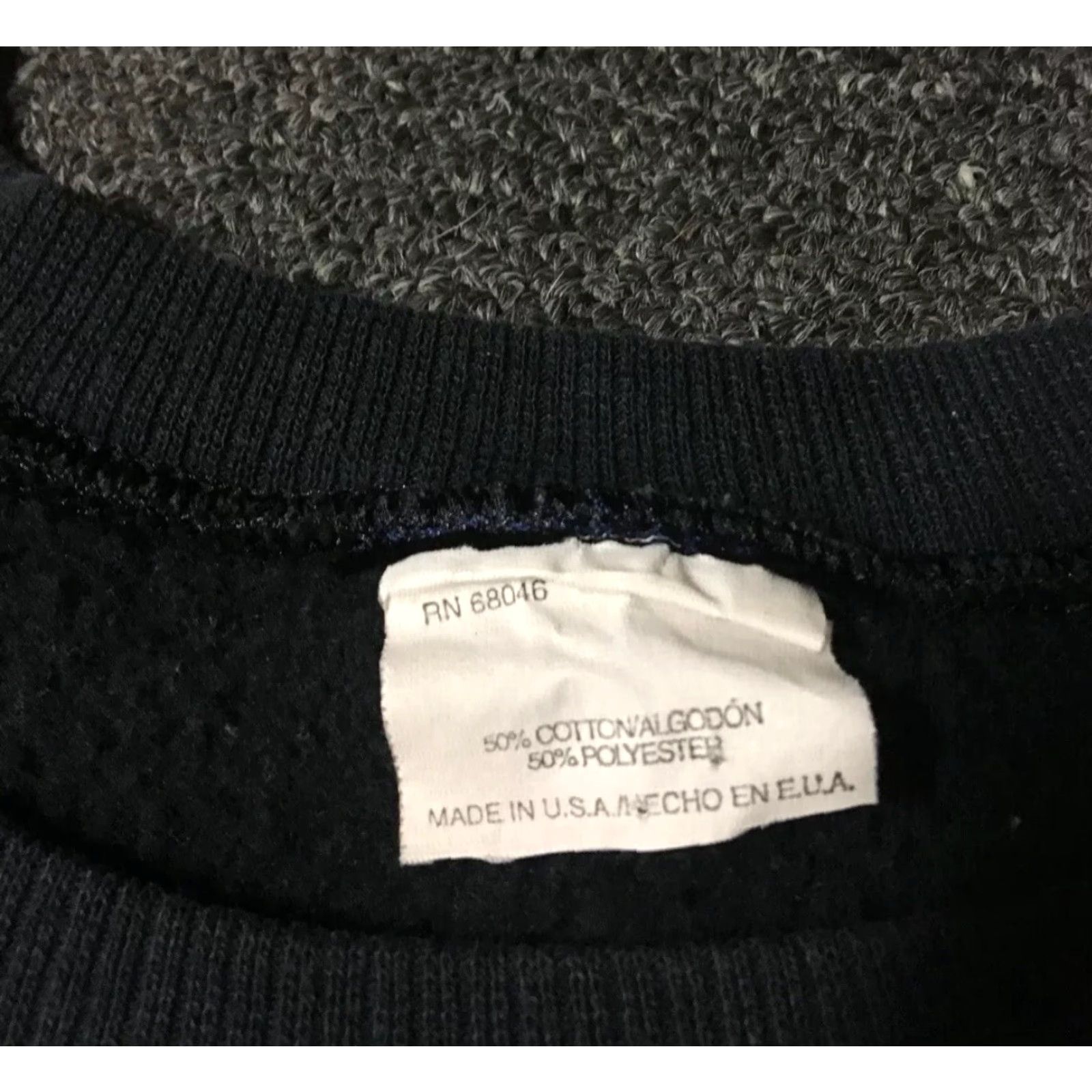 Vintage VINTAGE Arizona Lizard Sweatshirt XL USA Gecko Men Black 90s Grunge Desert Aztec Surf & Skate USA Animals Arizona Sedona Retro Pattern Striped Size US XL / EU 56 / 4 - 7 Thumbnail