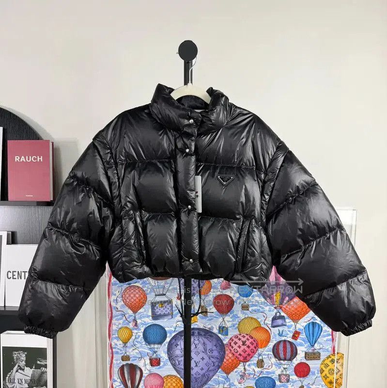 Prada Prada Black Cropped Down Jacket for Women. Size M / US 6-8 / IT 42-44 - 1 Thumbnail
