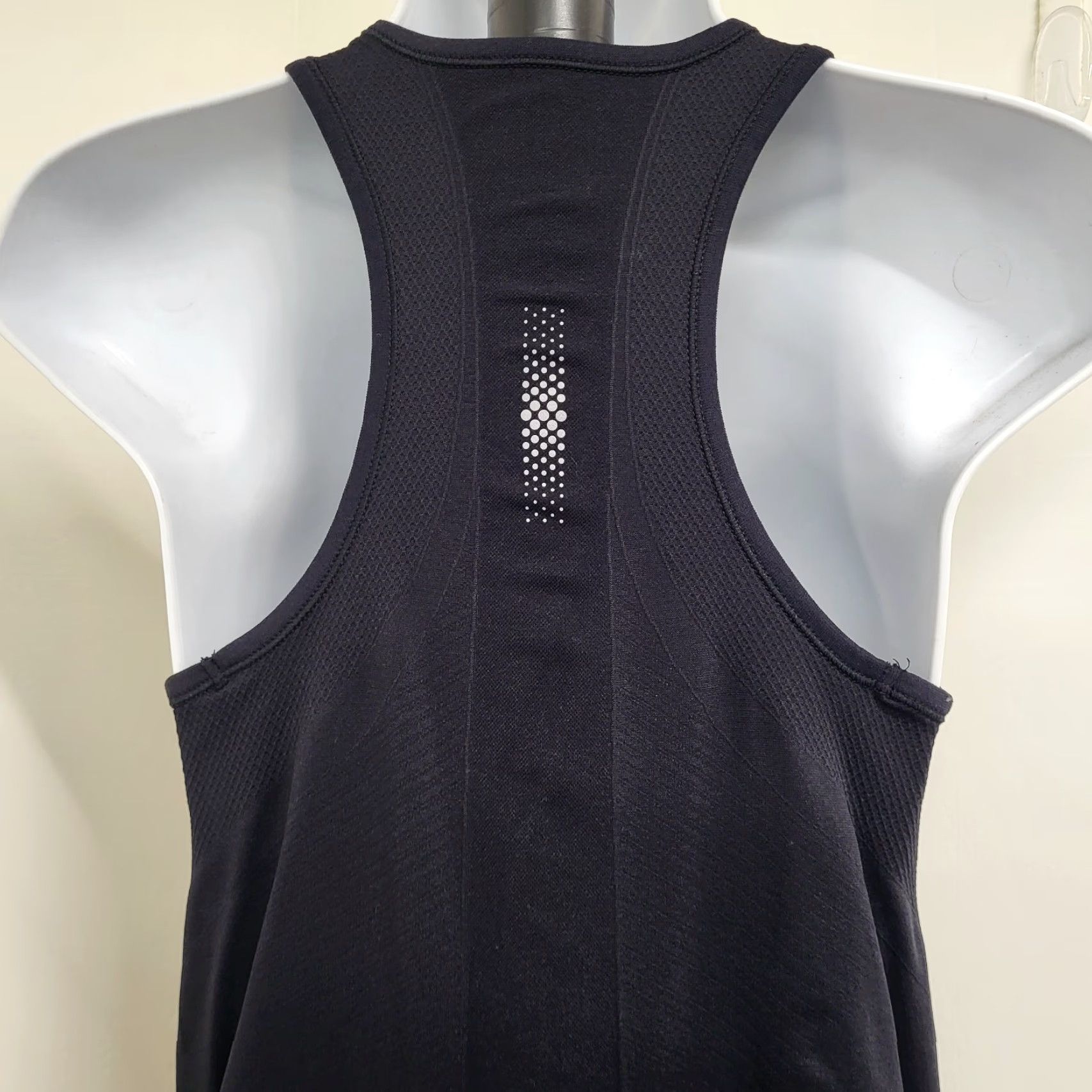 Athleta Athleta Tank Top Women's Size M Speedlight Glow Seamless Spiced Cabernet Shimmer Size M / US 6-8 / IT 42-44 - 5 Thumbnail