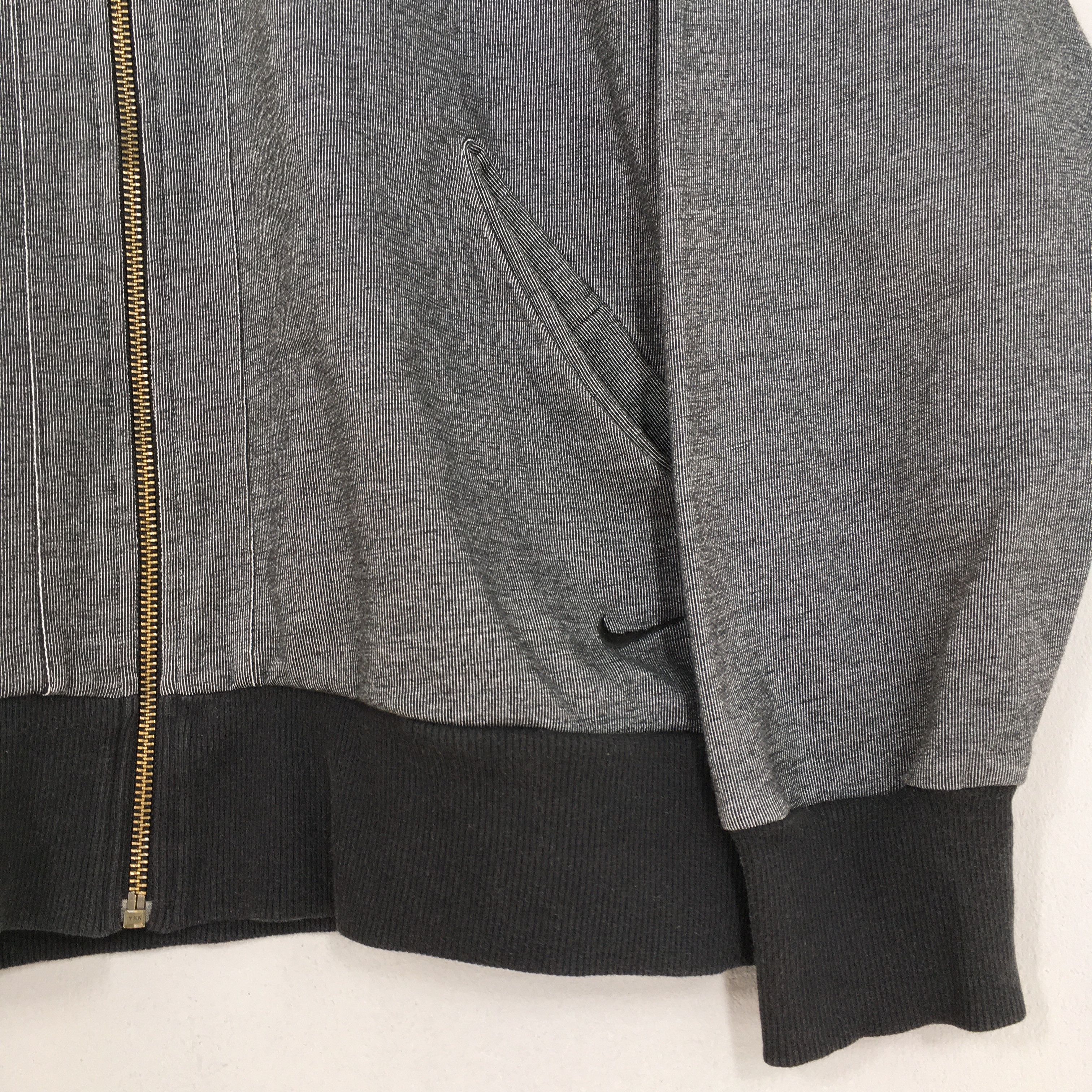 Nike Vintage Y2K Nike Swoosh Zipper Sweater Large Size US L / EU 52-54 / 3 - 2 Thumbnail