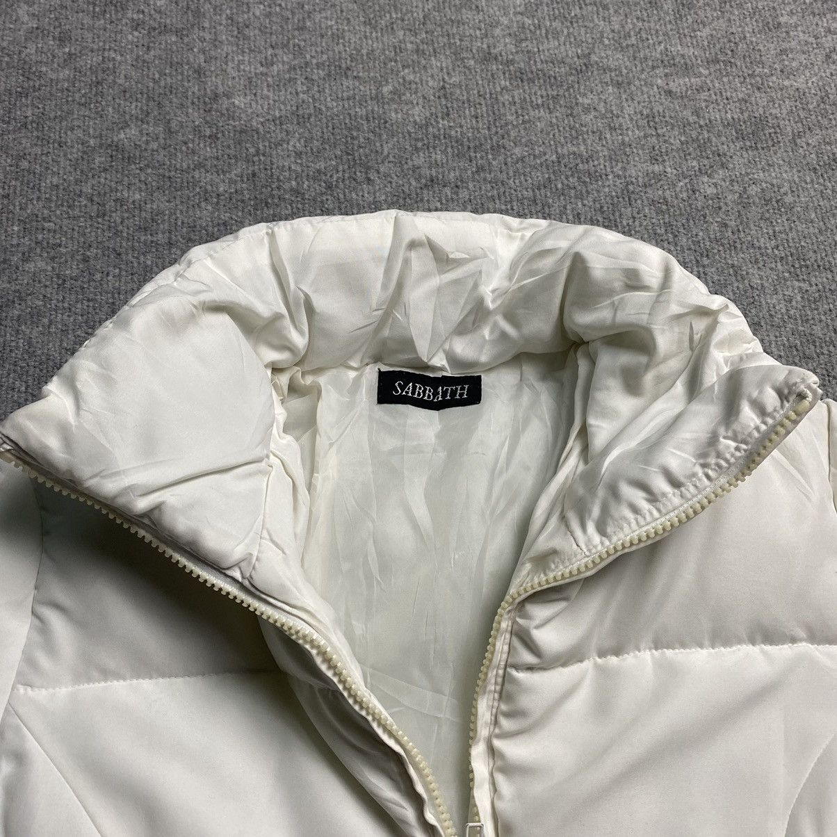 Japanese Brand Sabbath Cropped fit Puffer White Jackect Size US M / EU 48-50 / 2 - 3 Thumbnail