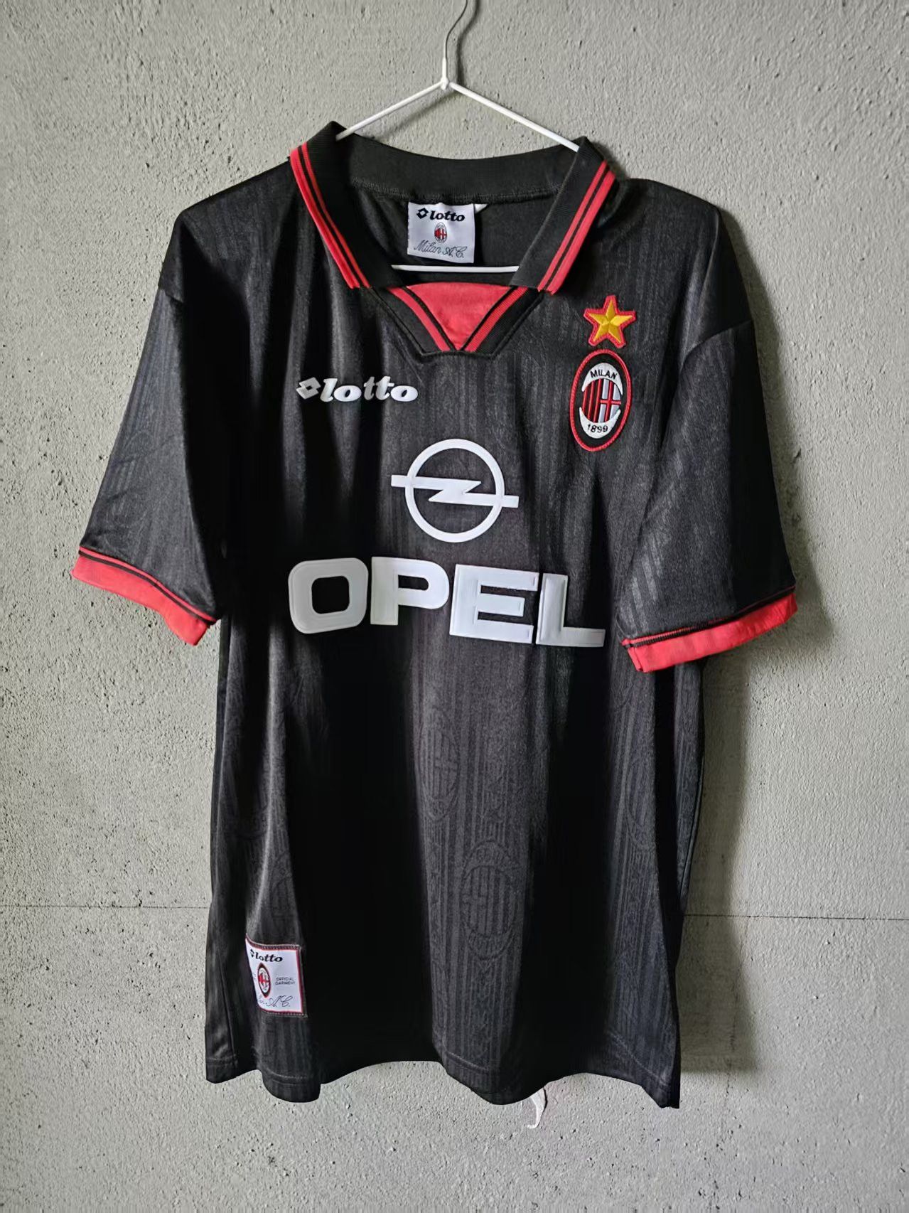Other 1997 1998 AC Milan Soccer Jersey Size US S / EU 44-46 / 1 - 1 Thumbnail