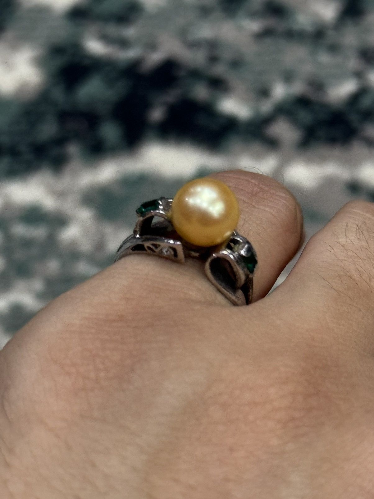 Jewelry × Sterling Silver GOLDEN PEARL SOUTH SEA WITH EMERALD SILVER RING Size ONE SIZE - 7 Thumbnail