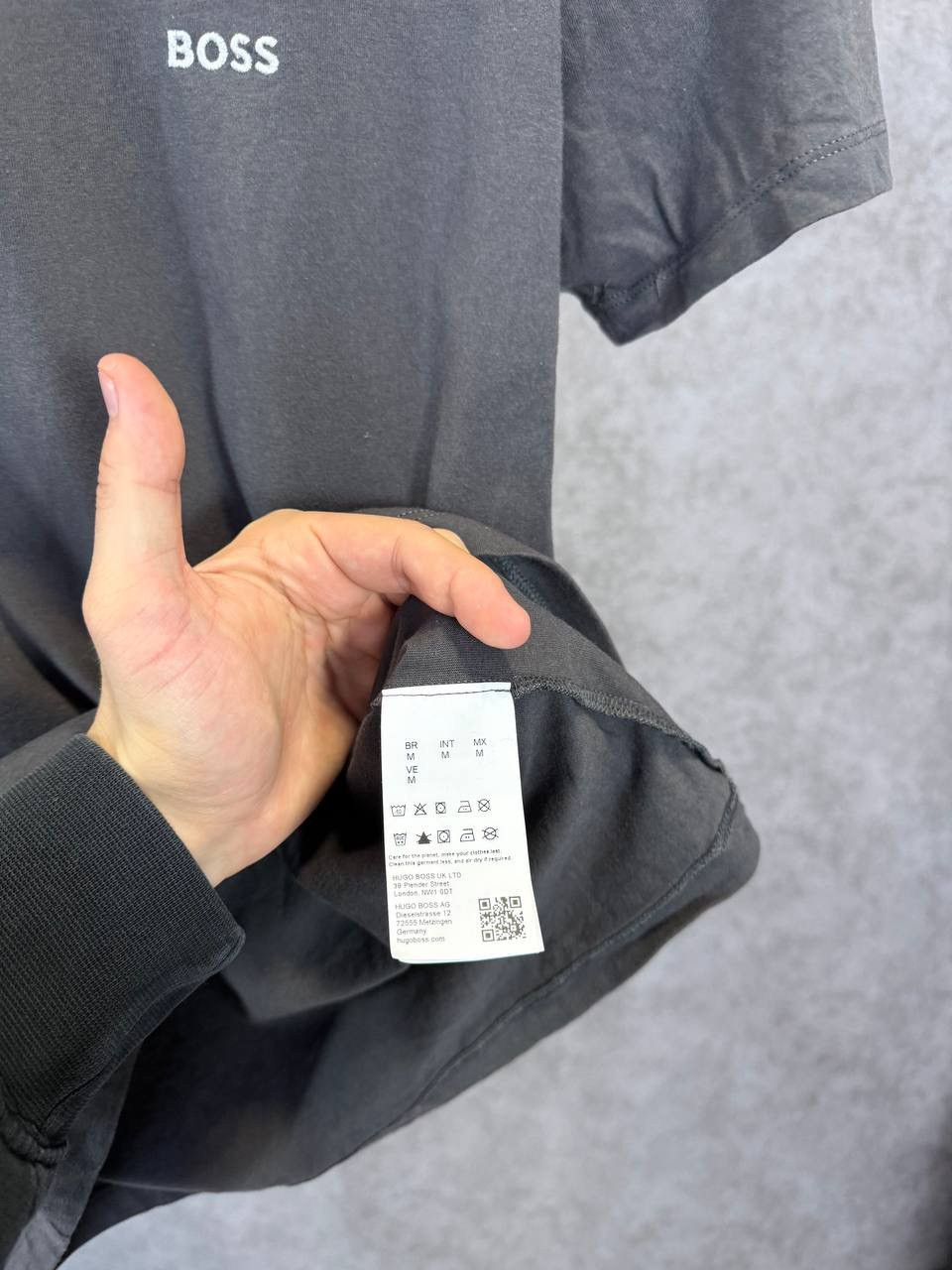 Hugo Boss Hugo Boss designer logo tee Size US S / EU 44-46 / 1 - 4 Thumbnail