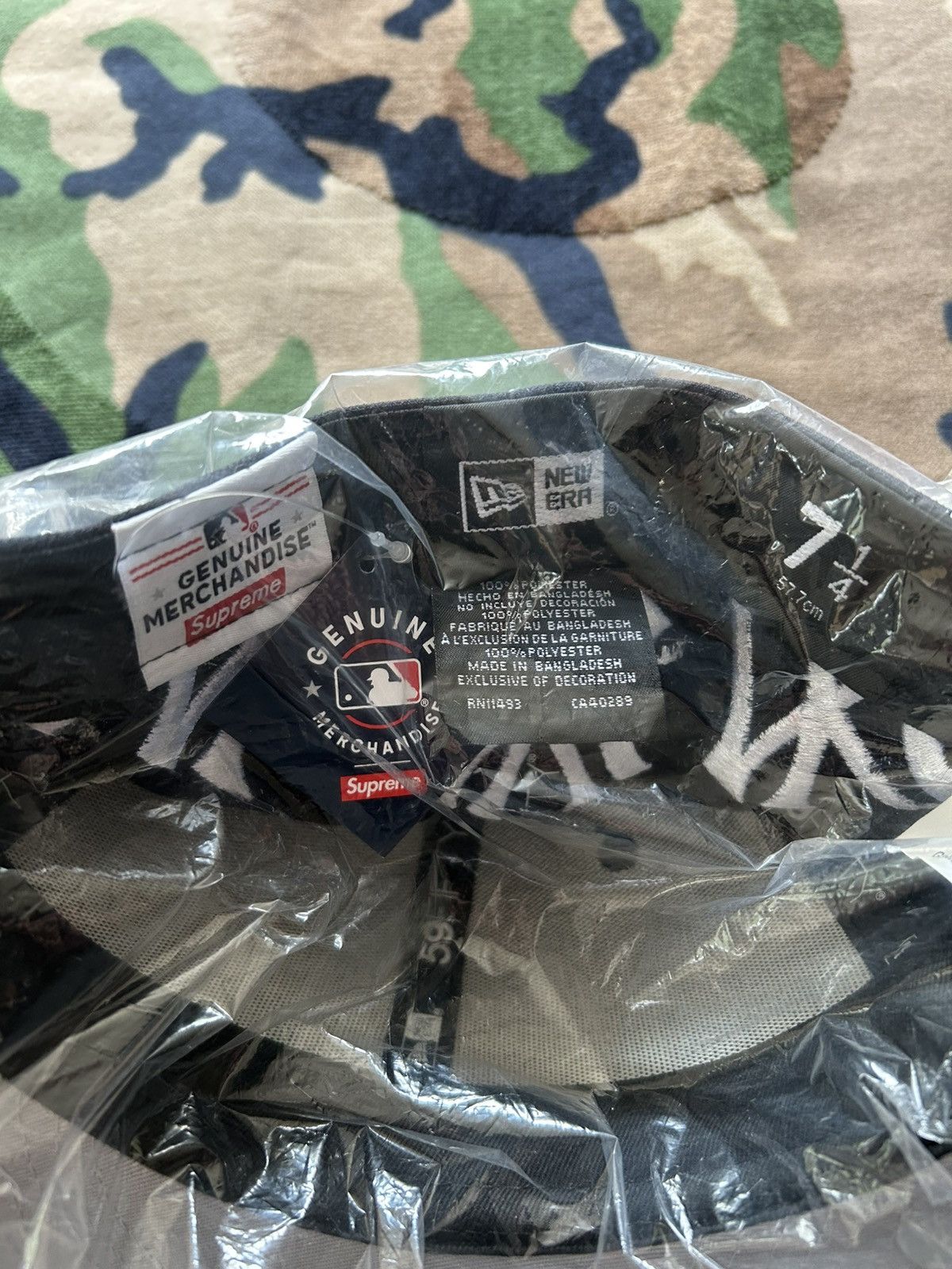 New Era × New York Yankees × Supreme Supreme New York Yankees Box Logo New Era Navy 7 1/4 FW21 Size ONE SIZE - 7 Thumbnail