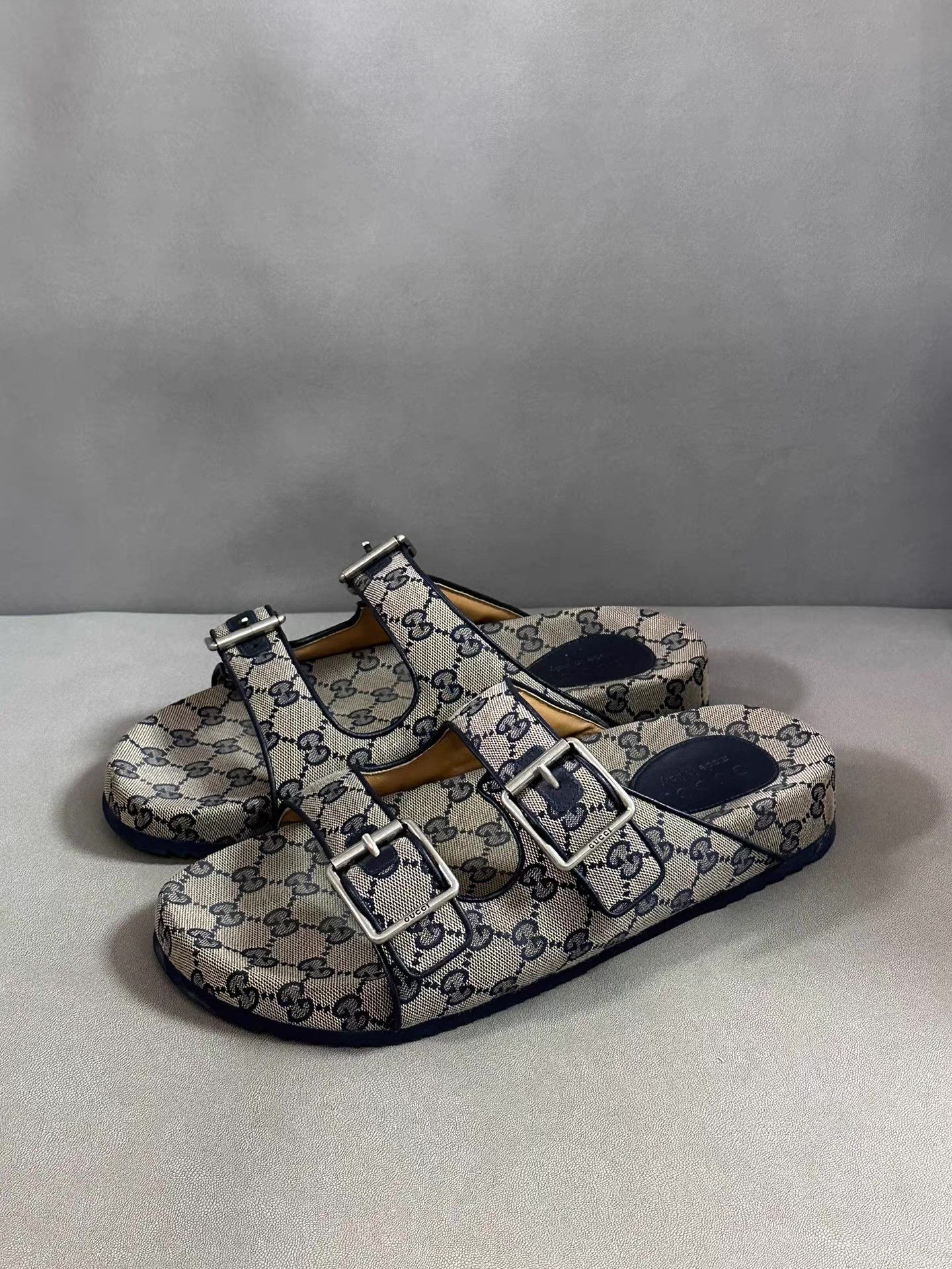 Gucci Gucci Buckle Slip-On Ｑ20 Size US 10 / EU 43 - 2 Thumbnail