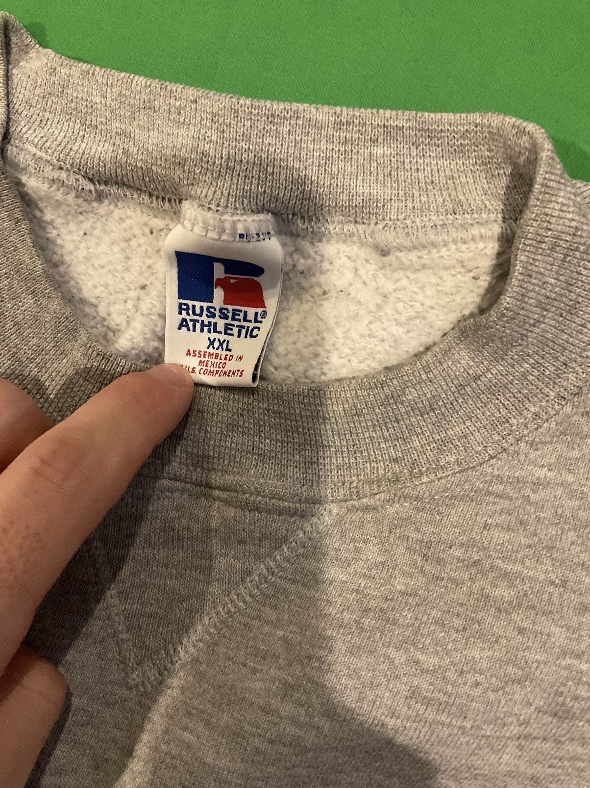 Russell Athletic × Vintage Vintage Grey Russell Athletic crewneck Size US XXL / EU 58 / 5 - 2 Thumbnail