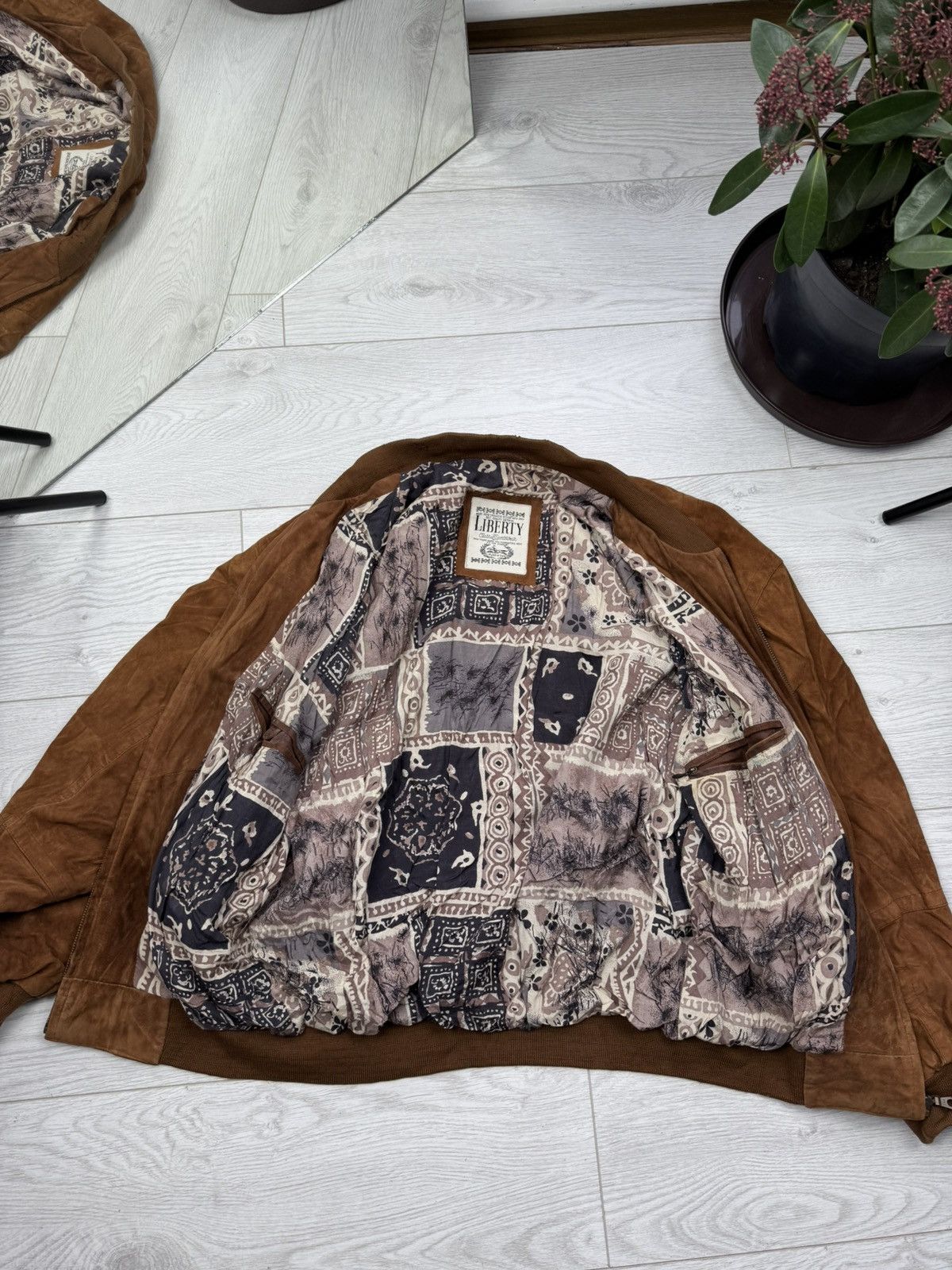 Hysteric Glamour CRAZY RICK OWENS STYLE SUEDE LEATHER JACKET FUR HOOD SWAG Size US M / EU 48-50 / 2 - 11 Thumbnail