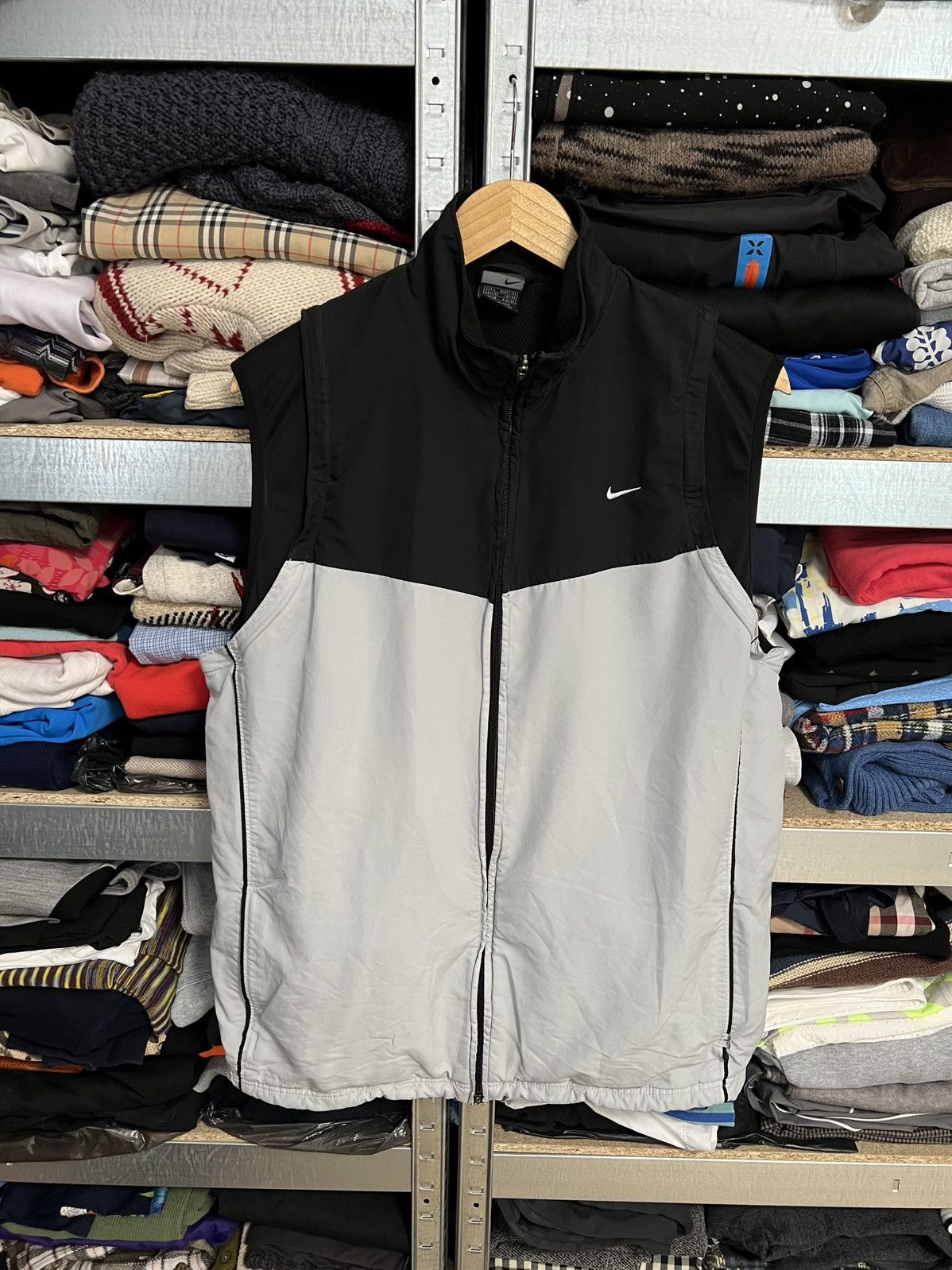 Nike × Vintage Nike Vintage Convertible Nylon Track Jacket Windbreaker Vest Size US L / EU 52-54 / 3 - 2 Thumbnail