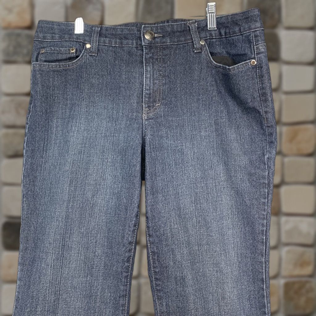 Area Covington Petite Jeans Womens 14P Blue Straight 36x26.5 5-Pocket Rear Flap Pockets Size 36" / US 14 / IT 50 - 1 Thumbnail