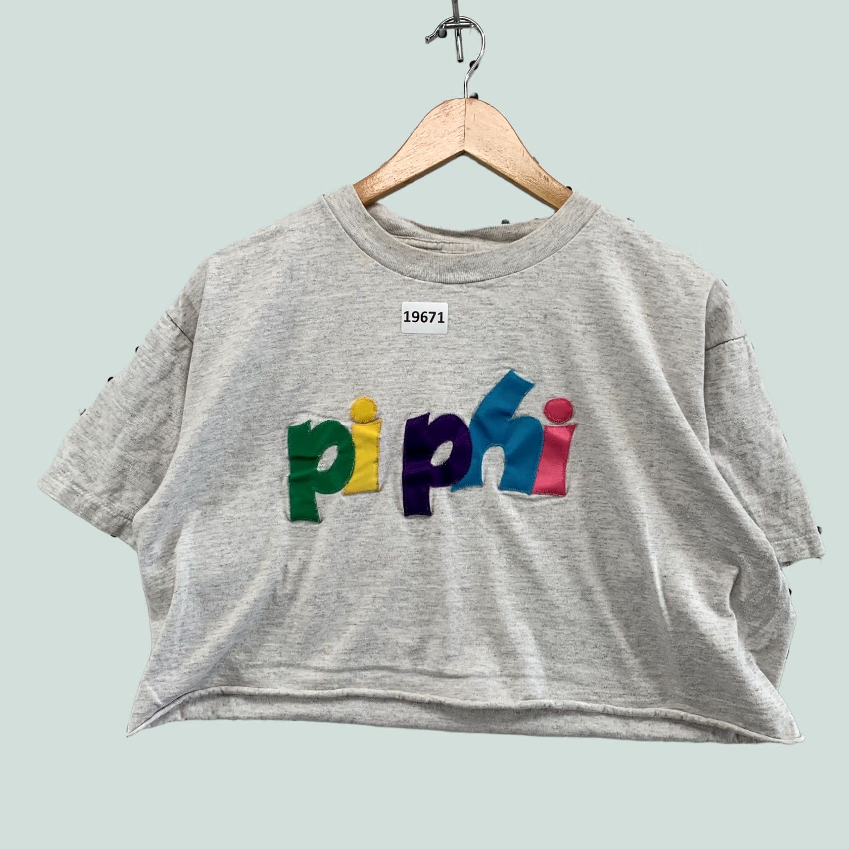 Vintage VINTAGE pi phi Cropped Shirt Womens L Short Sleeve Crew Neck 90s University Gray Oneita T-Shirt Size L / US 10 / IT 46 - 1 Thumbnail