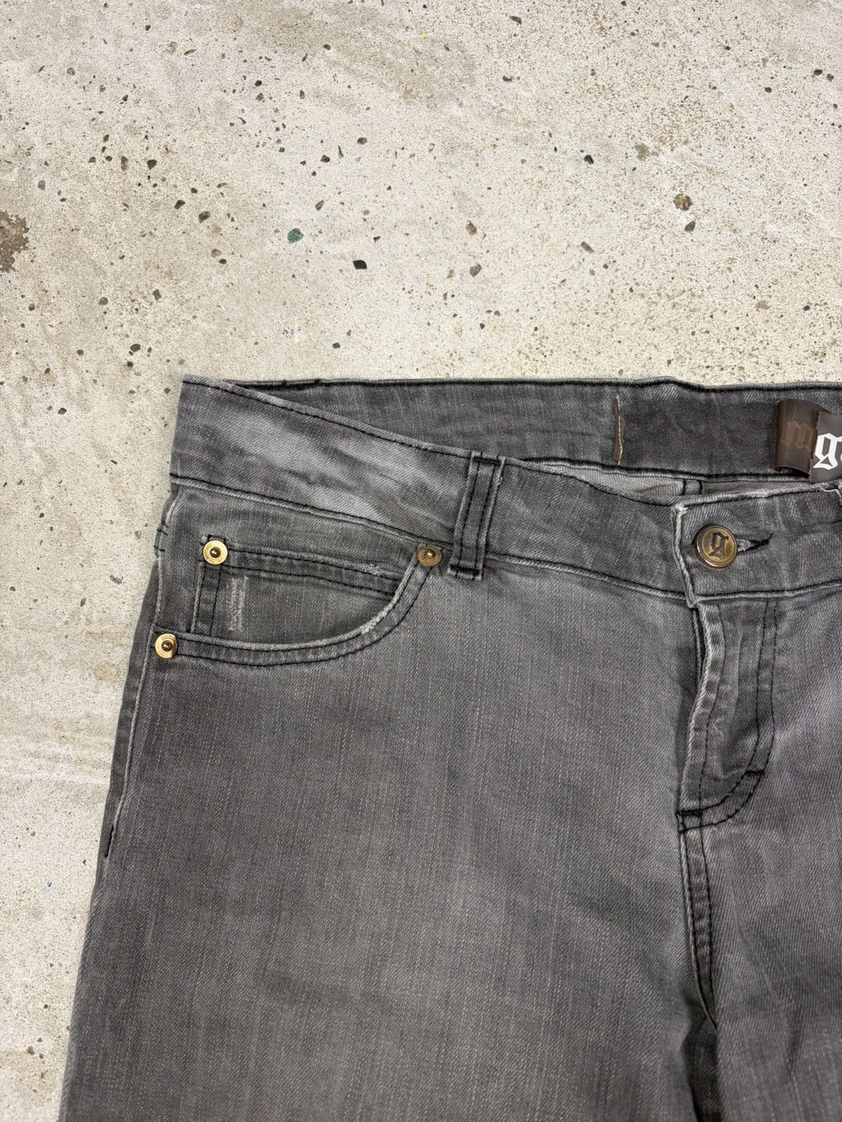 John Galliano 2000s John Galliano Grey Jeans Denim Pants Studs Rhinestones Size 30" / US 8 / IT 44 - 8 Thumbnail