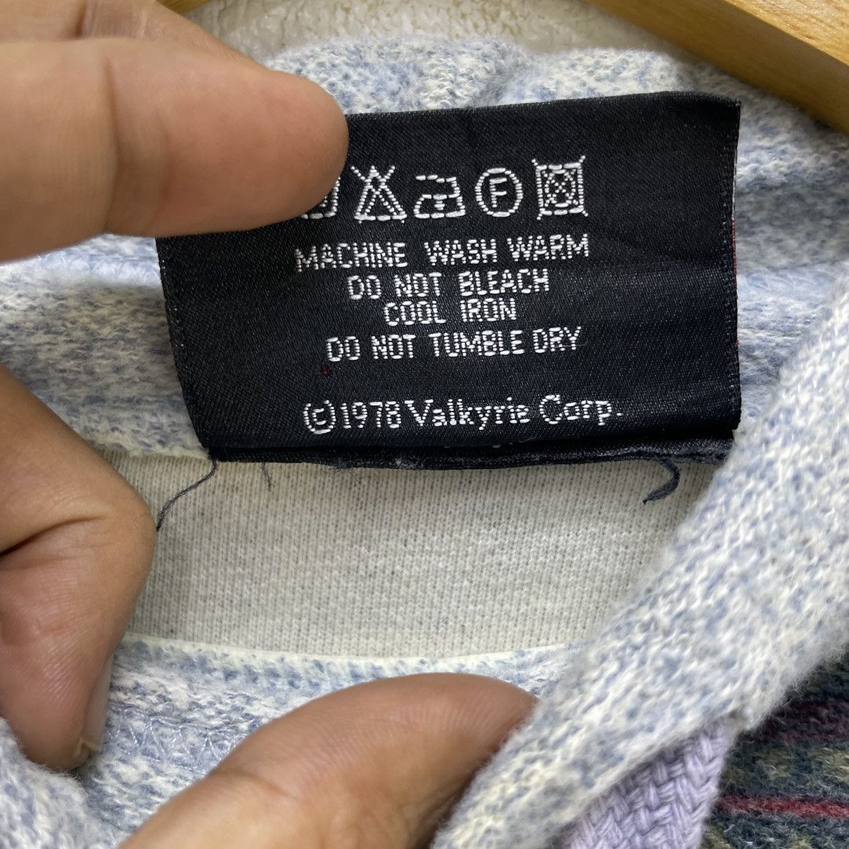 Ron Jon Surf Shop 💥Vintage Bear Embroidery Center Logo Stripe Pullover Size US M / EU 48-50 / 2 - 8 Thumbnail