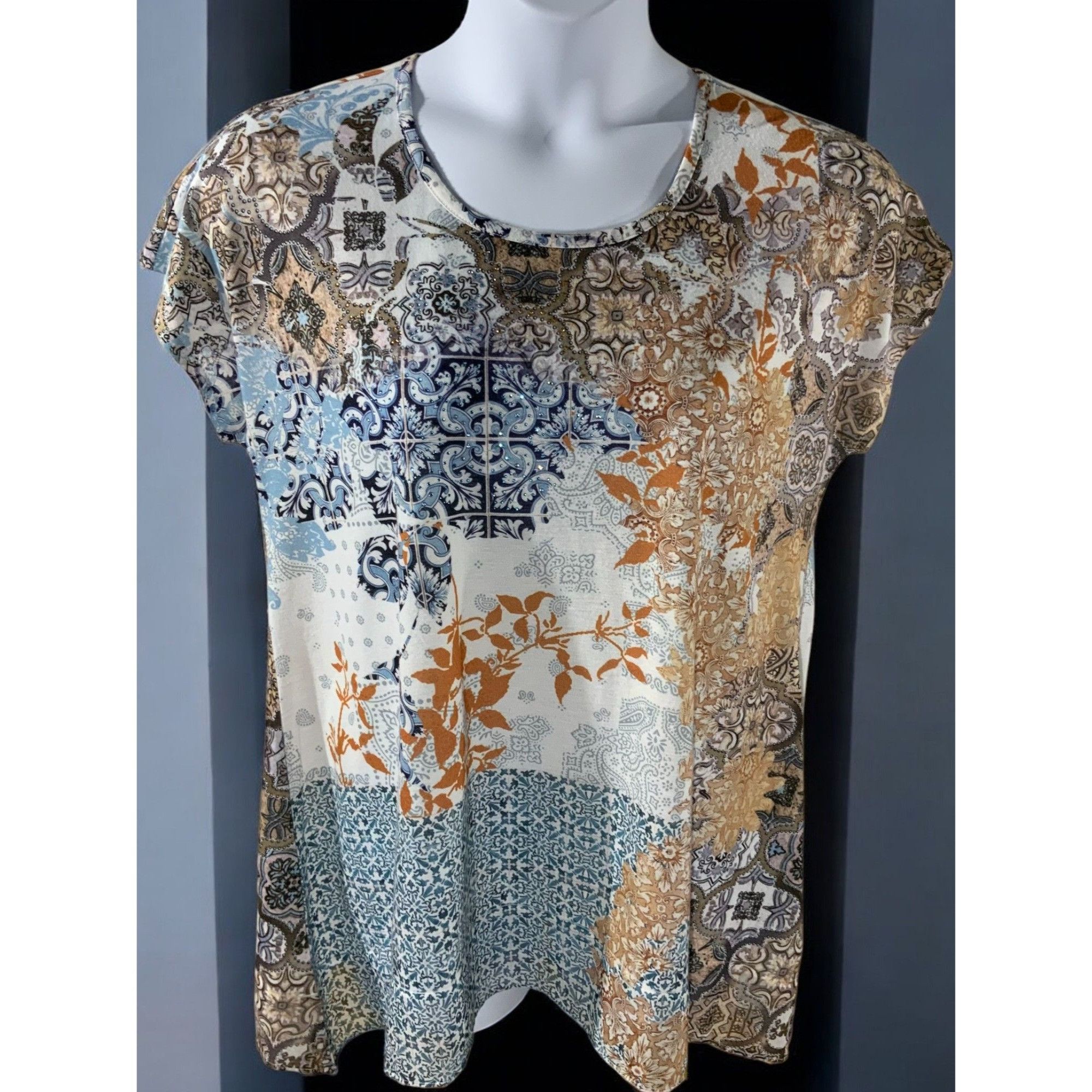 Chicos Chicos Zenergy Large Blouse Paisley Floral Short Sleeve Size L / US 10 / IT 46 - 2 Thumbnail