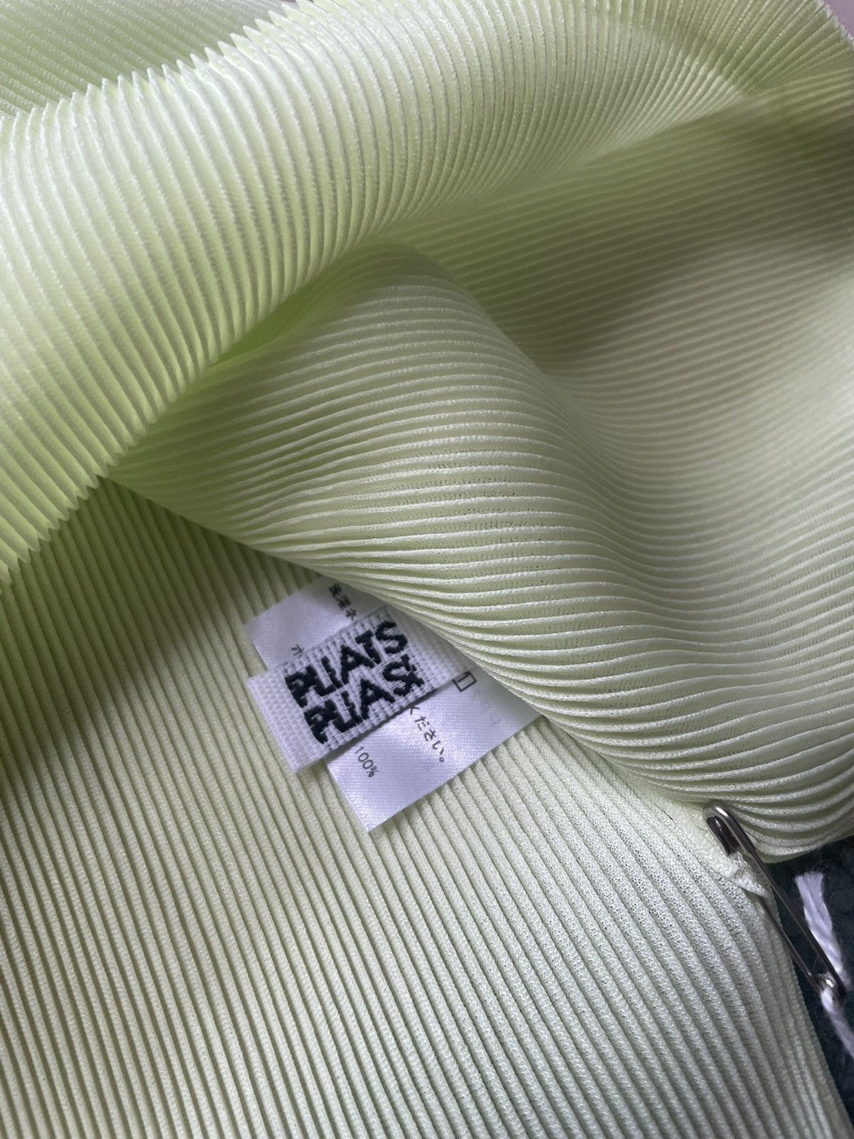 Pleats Please Issey Miyake Brand new Issey Miyake pleats please sleeveless top Size ONE SIZE - 4 Thumbnail