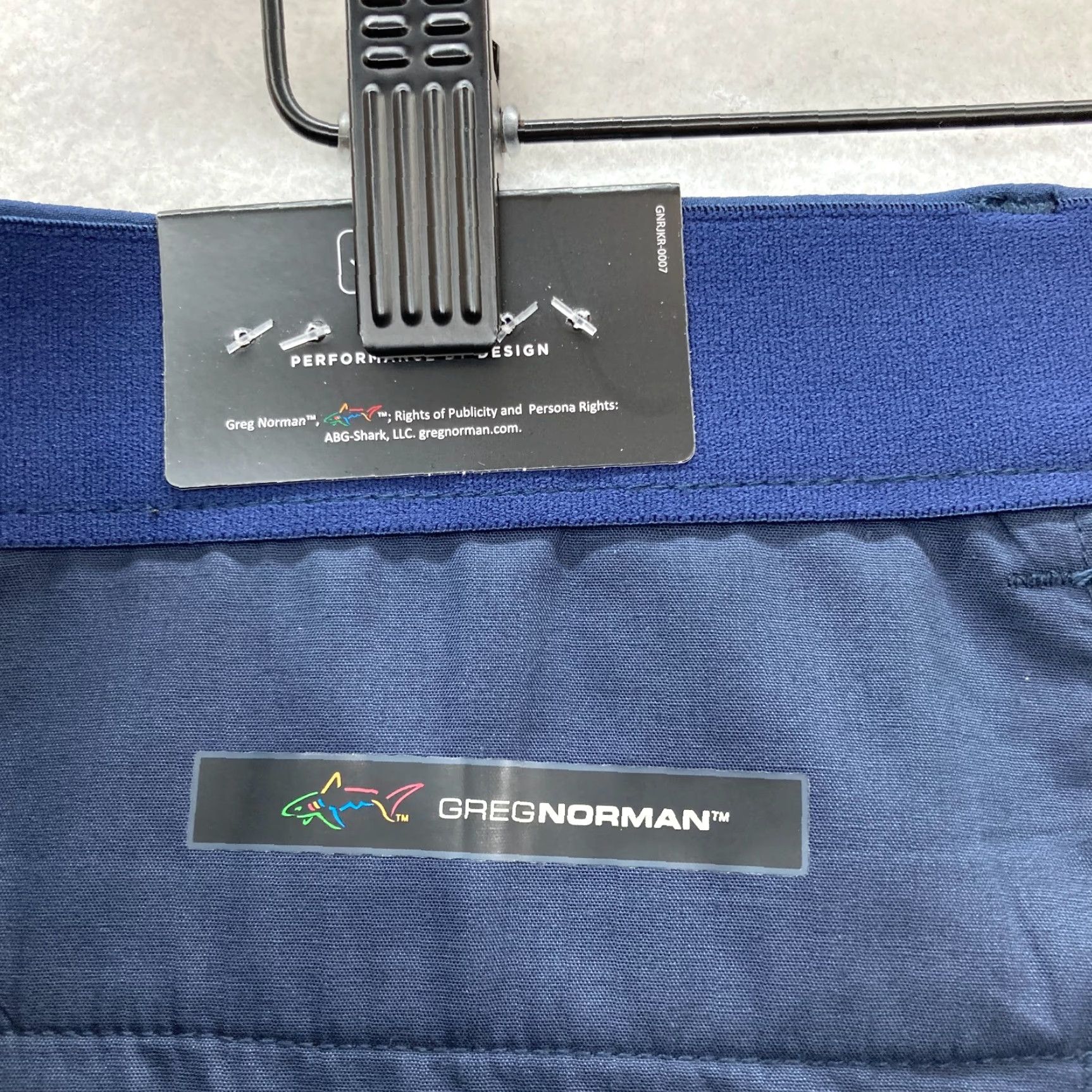 Vintage Greg Norman Performance Golf Pants Mens 33x30 Straight Leg Blue Stretch Waist Chino Pants Mens Regular Blue Stretch Waist 33 Inseam 30 Inseam Size US 33 - 4 Thumbnail