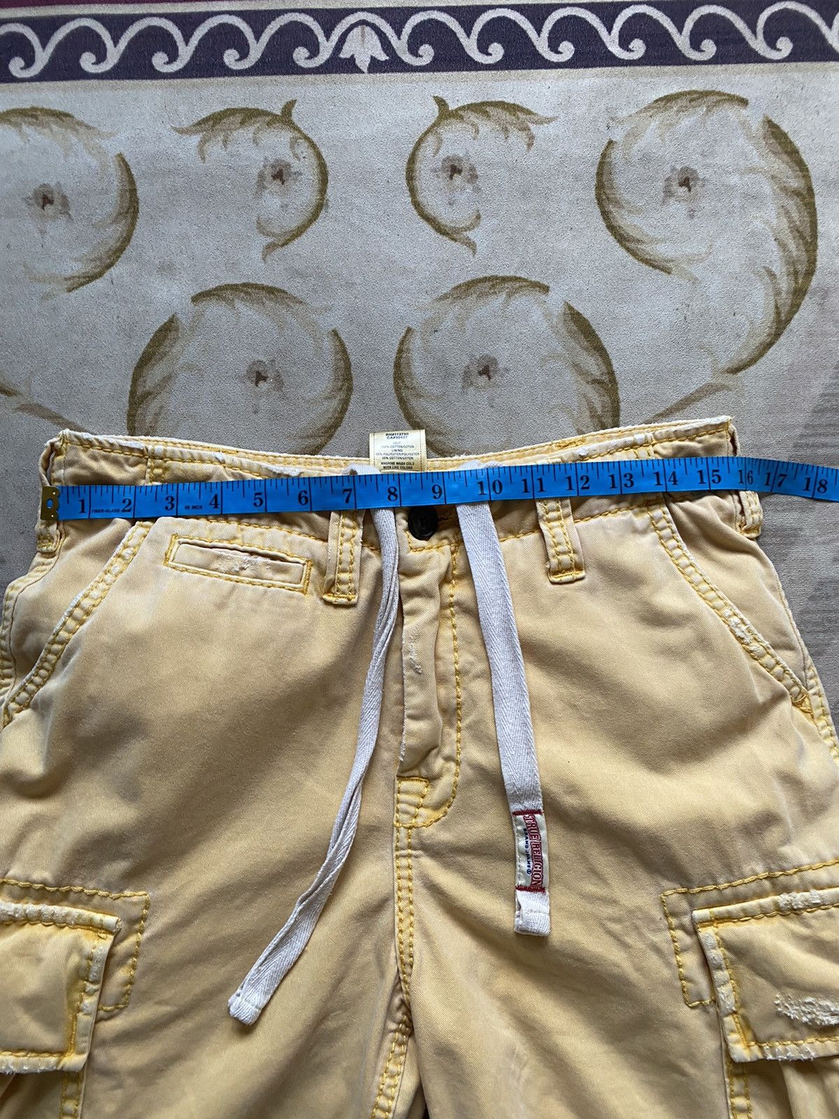 True Religion True Religion Distressed Short Pant Size US 31 - 17 Thumbnail