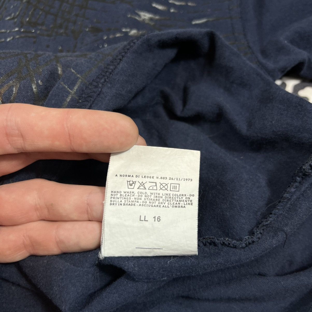 Gianfranco Ferre Vintage 90s Gianfranco Ferre Abstract Logo Luxury T-shirt Size US L / EU 52-54 / 3 - 12 Thumbnail