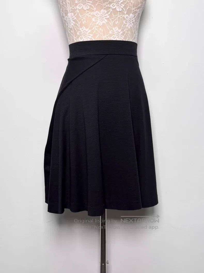 Vivienne Westwood Vivienne Westwood size 1 Black A-Line Skirt Size 24" / US 00 / IT 34 - 3 Thumbnail