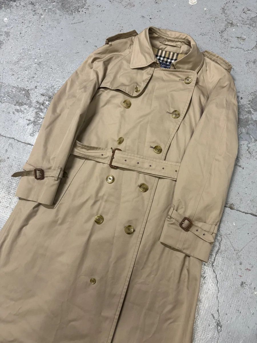 Burberry 1990s Burberry Beige Tartan Trench Coat Size US L / EU 52-54 / 3 - 9 Thumbnail