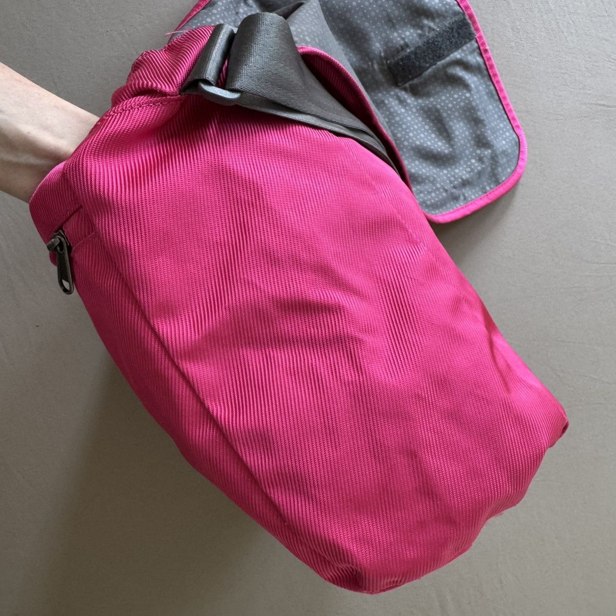 Columbia Vintage Columbia Pink Azza Il Hobo Messenger Bag Size ONE SIZE - 7 Thumbnail