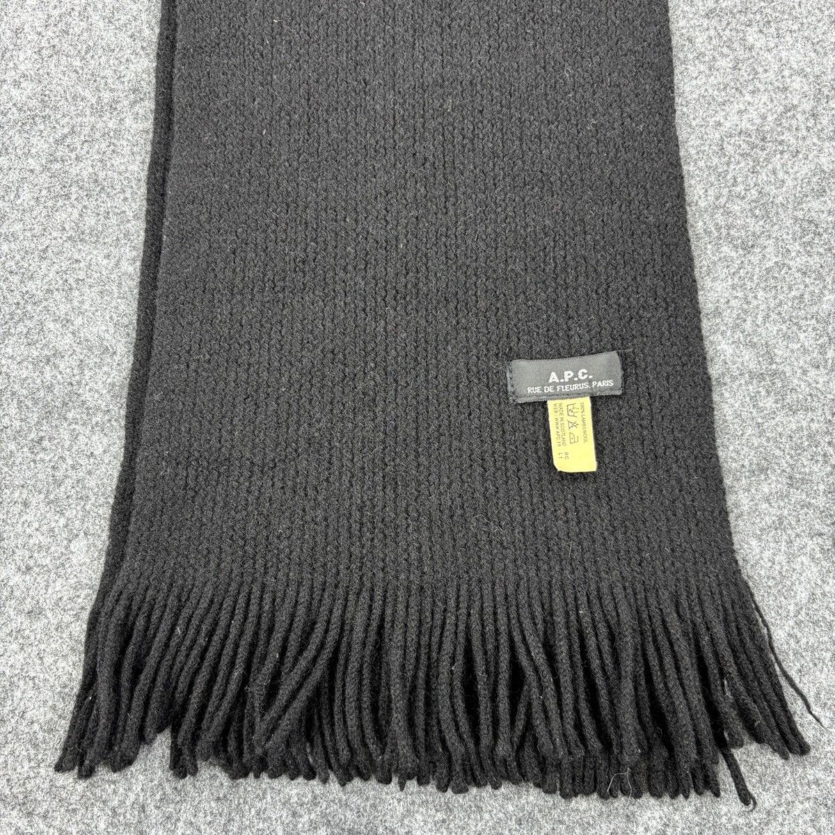 A.P.C. × Vintage APC Scarf # D755 # Muffler # Neckwear Size ONE SIZE - 8 Thumbnail