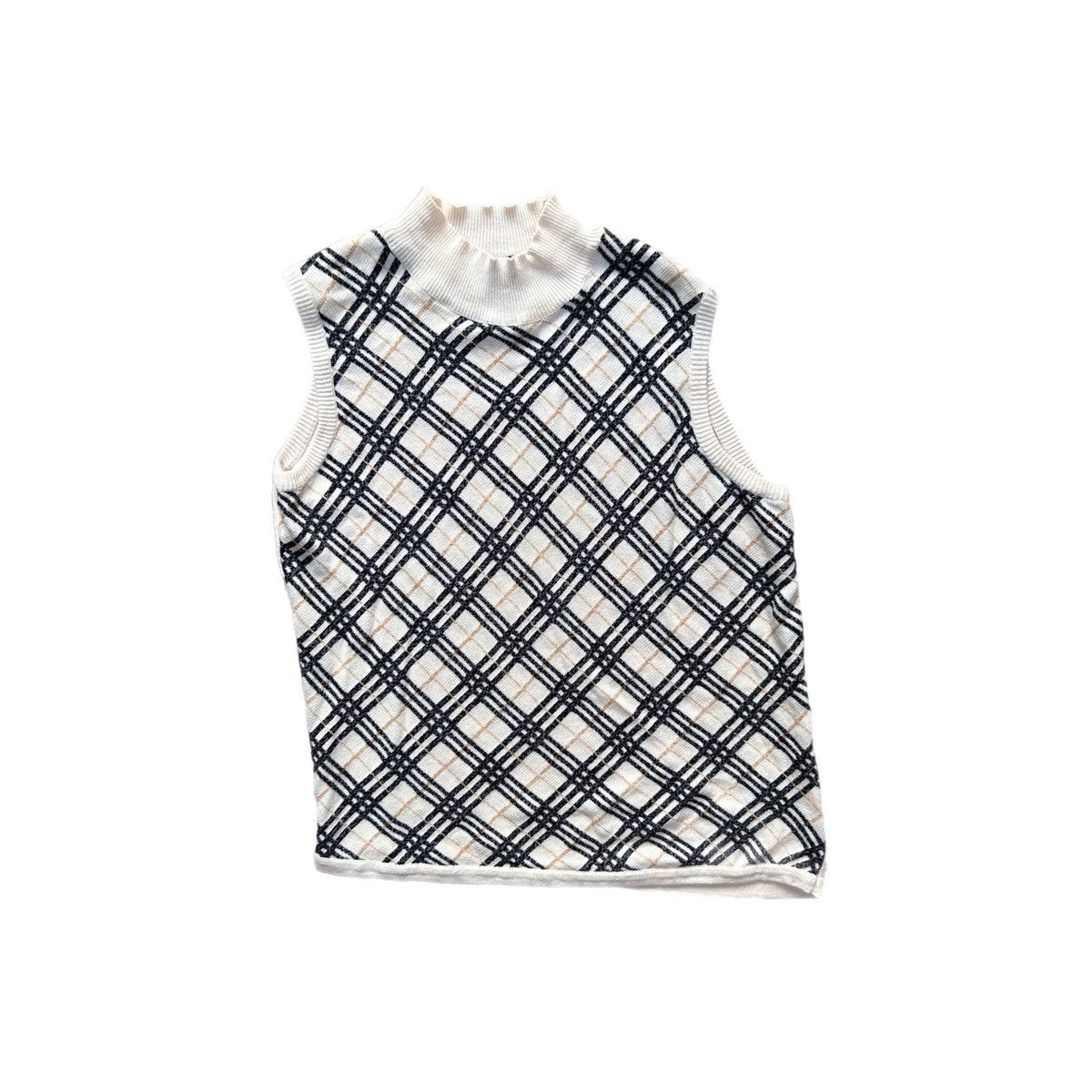 Burberry Vintage Burberry Sleeveless Jumper (US 4-6) Size S / US 4 / IT 40 - 5 Thumbnail