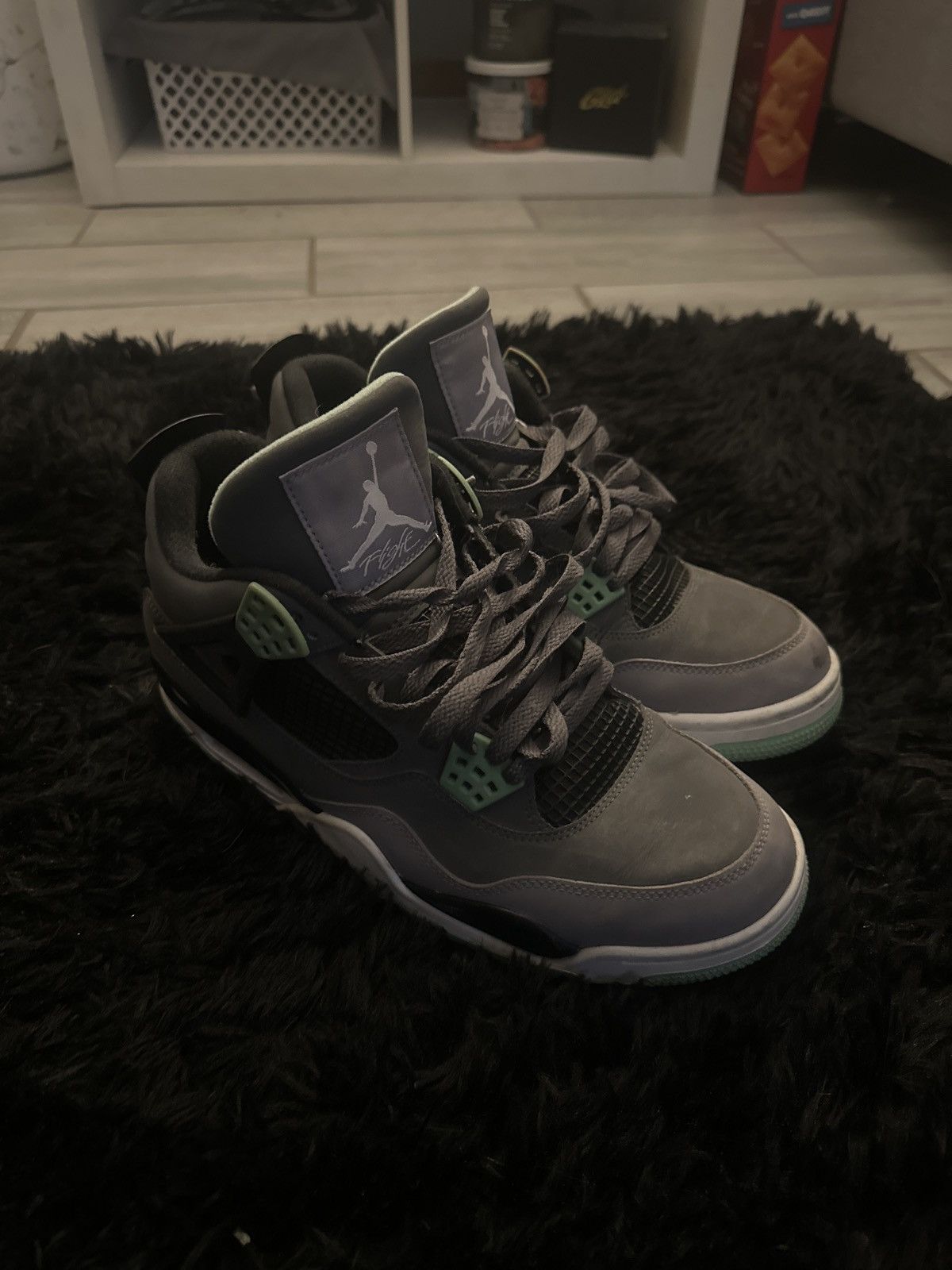 Jordan Brand Jordan 4 glow green Size US 10 / EU 43 - 1 Thumbnail