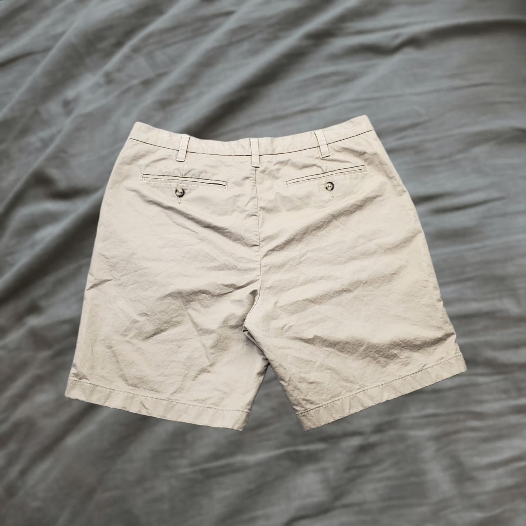 Nautica Nautica Chino Shorts Mens 36W Tan Cotton Slash Pockets Low Waist Comfort Fit Size US 36 / EU 52 - 1 Thumbnail
