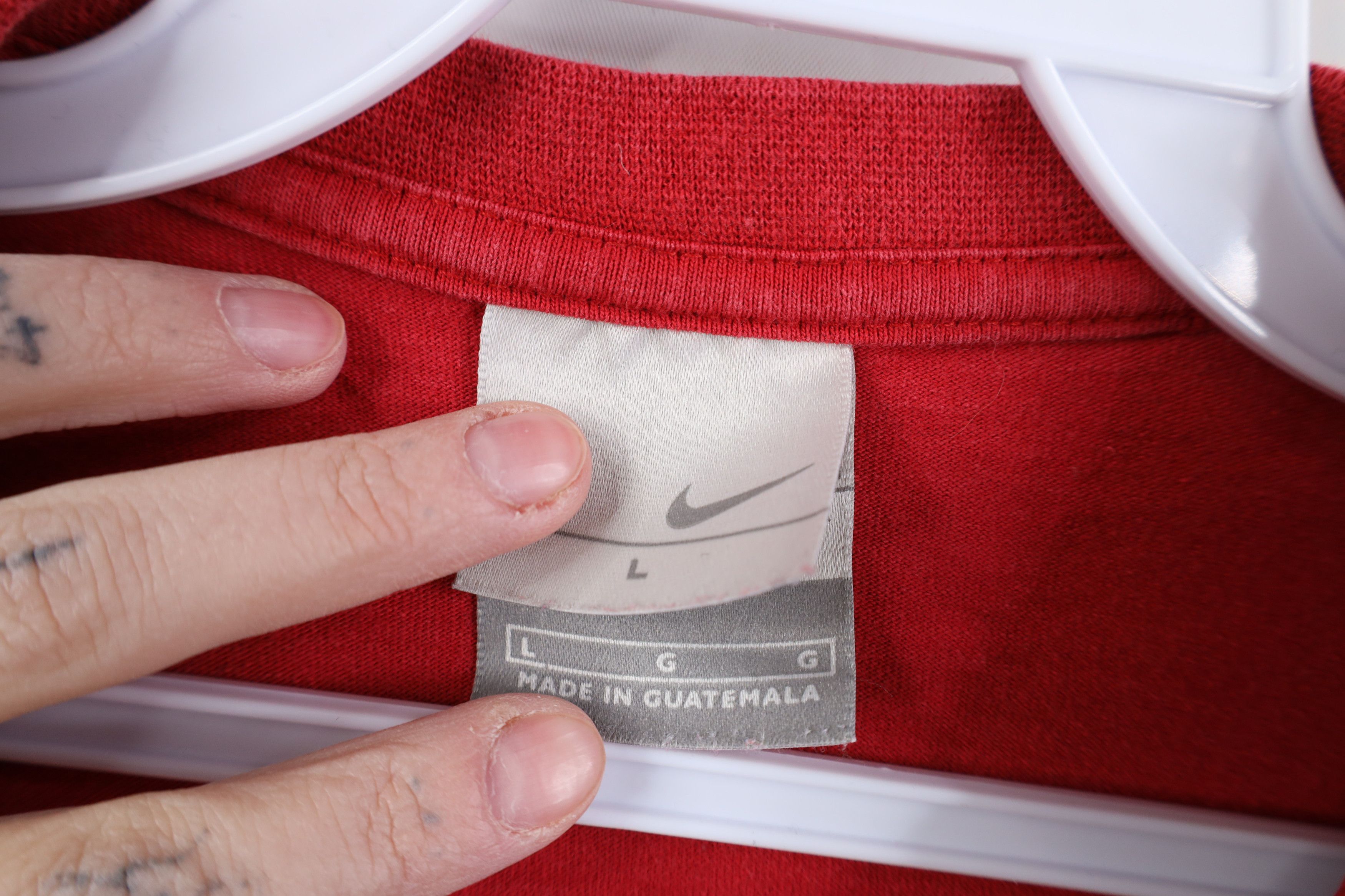 Nike Vintage Y2K Nike Air Bubble Spell Long Sleeve T-Shirt Red Size US L / EU 52-54 / 3 - 7 Thumbnail